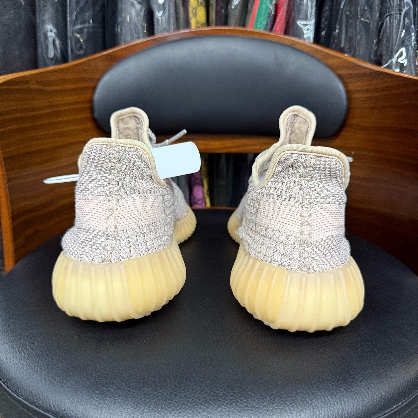 Adidas Adidas YEEZY350 Pink Lowtop Sneakers 41 Men Size US 8.5 / EU 41-42 - 3 Thumbnail