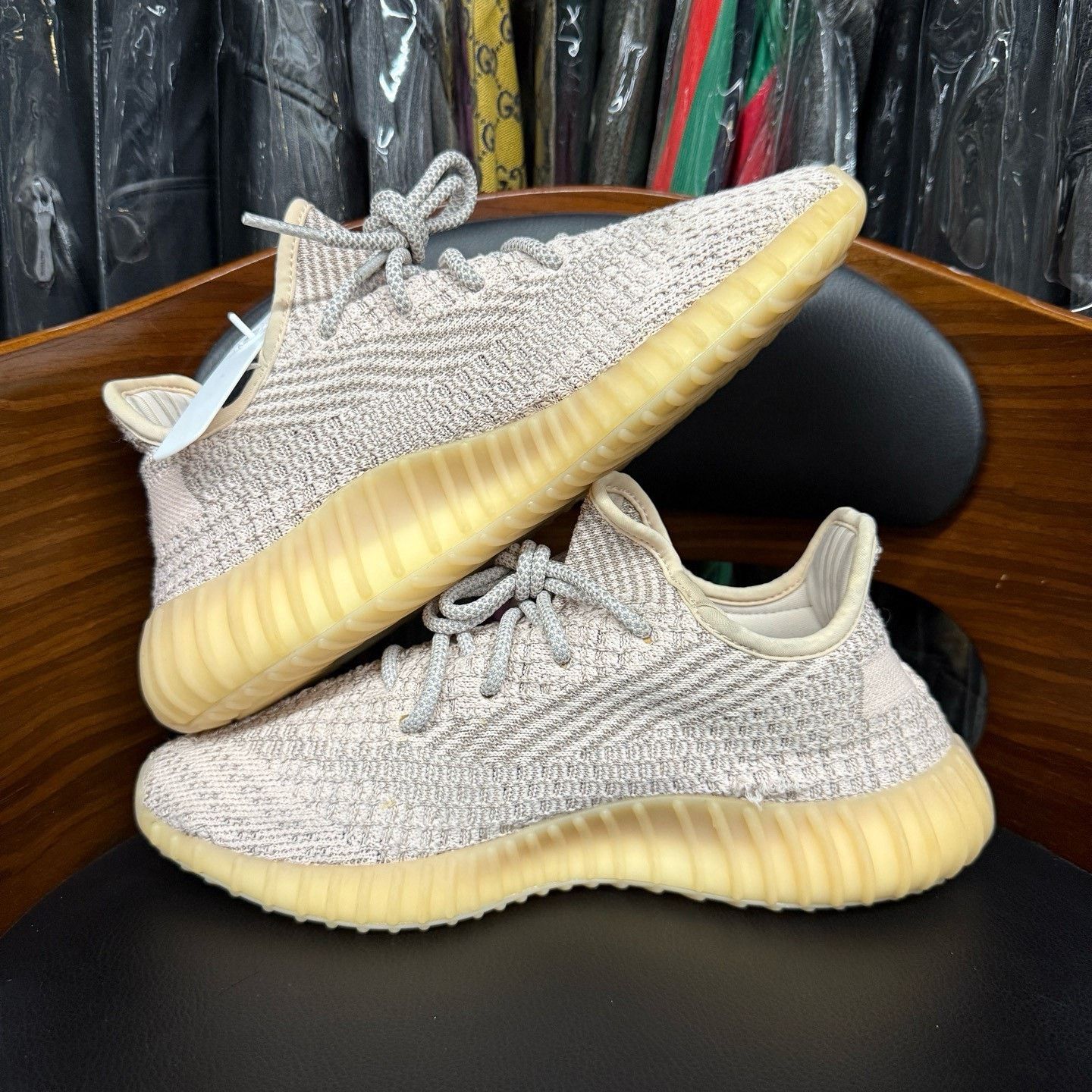 Adidas Adidas YEEZY350 Pink Lowtop Sneakers 41 Men Size US 8.5 / EU 41-42 - 7 Thumbnail