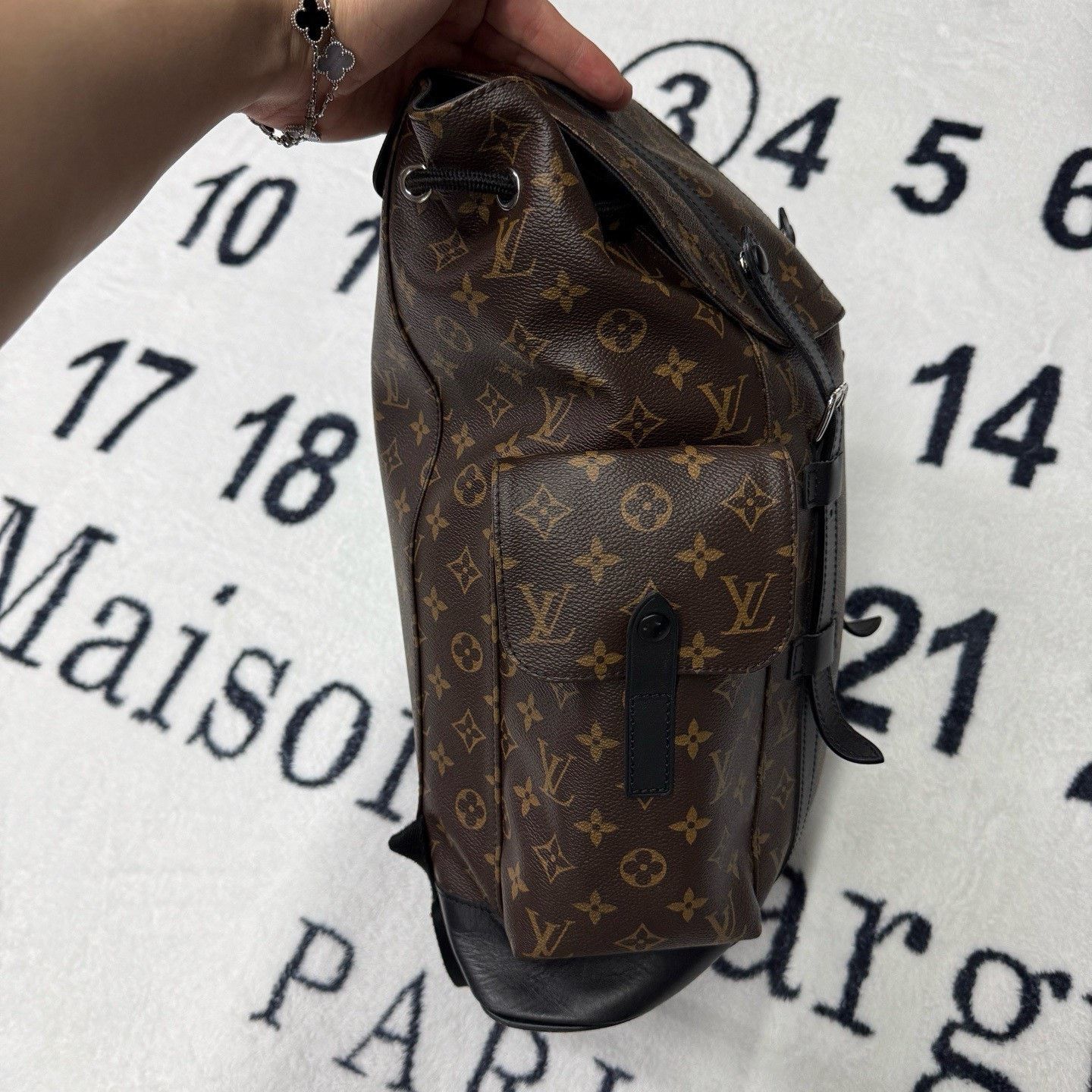 Louis Vuitton Louis Vuitton Backpack 44 Women Size ONE SIZE - 3 Thumbnail