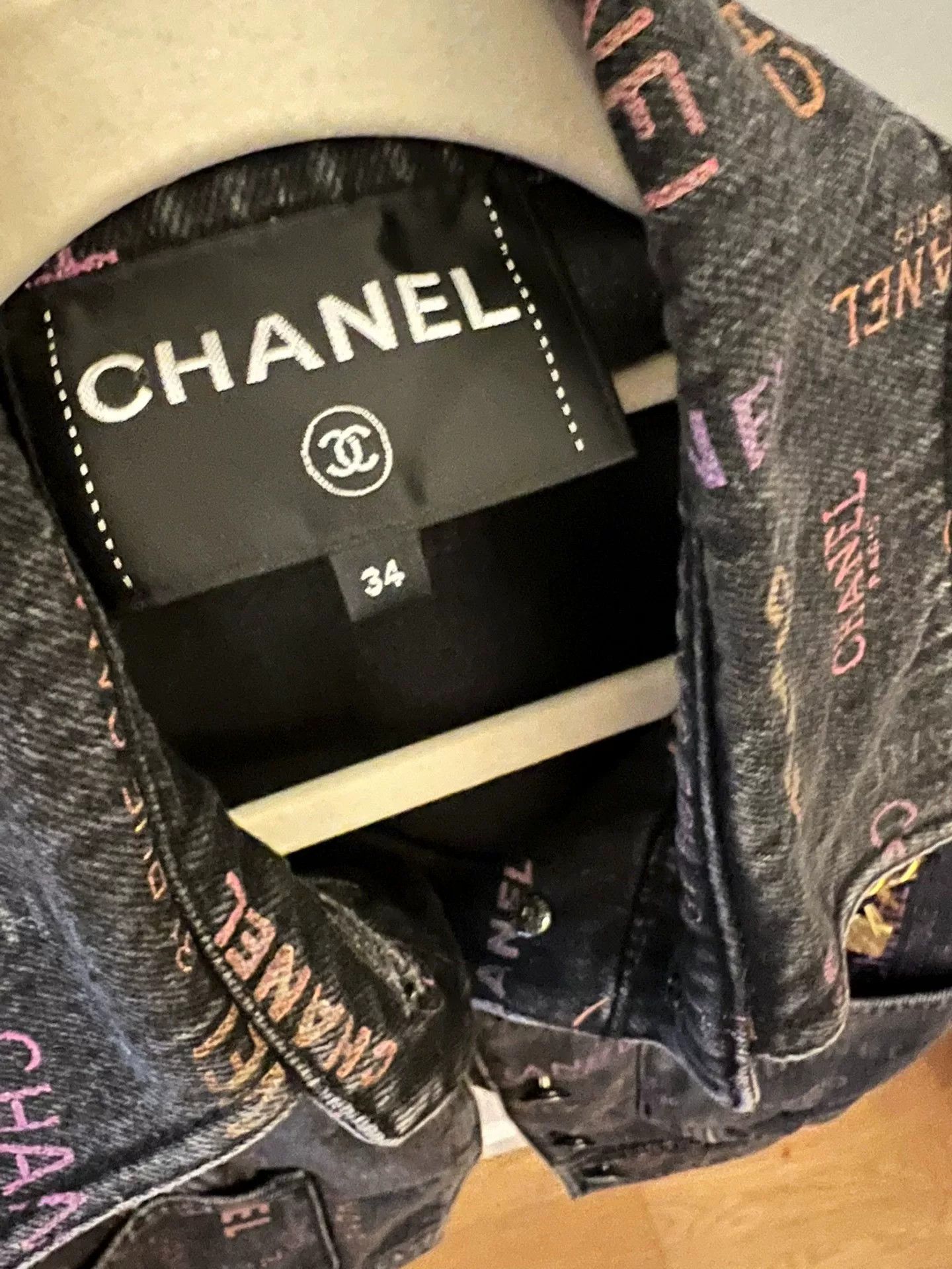 Chanel Chanel 2022 Graffiti Denim Jacket Size XXS / US 00 / IT 34 - 8 Thumbnail