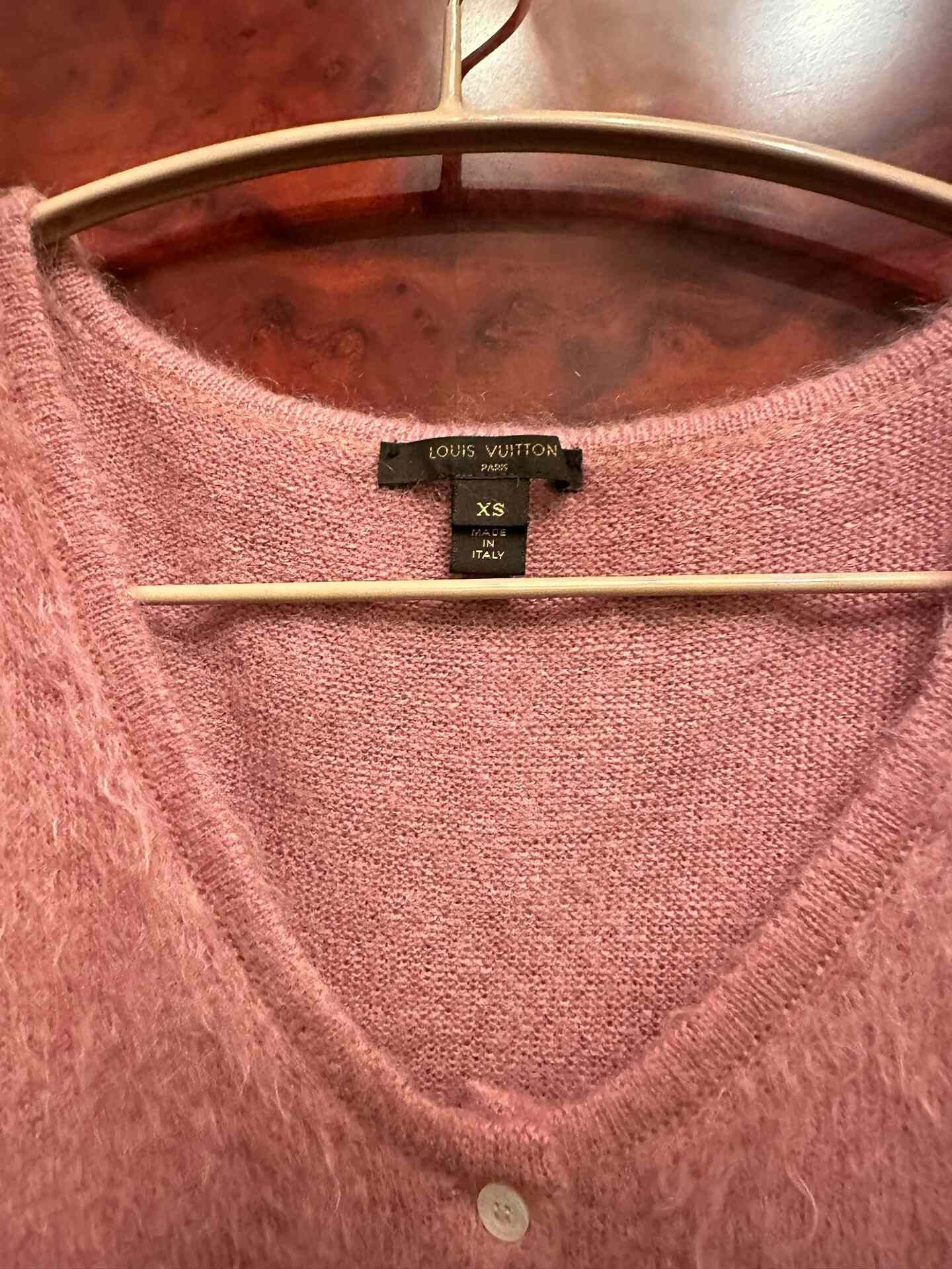 Louis Vuitton Louis Vuitton Runway Top XS Size XS / US 0-2 / IT 36-38 - 3 Thumbnail