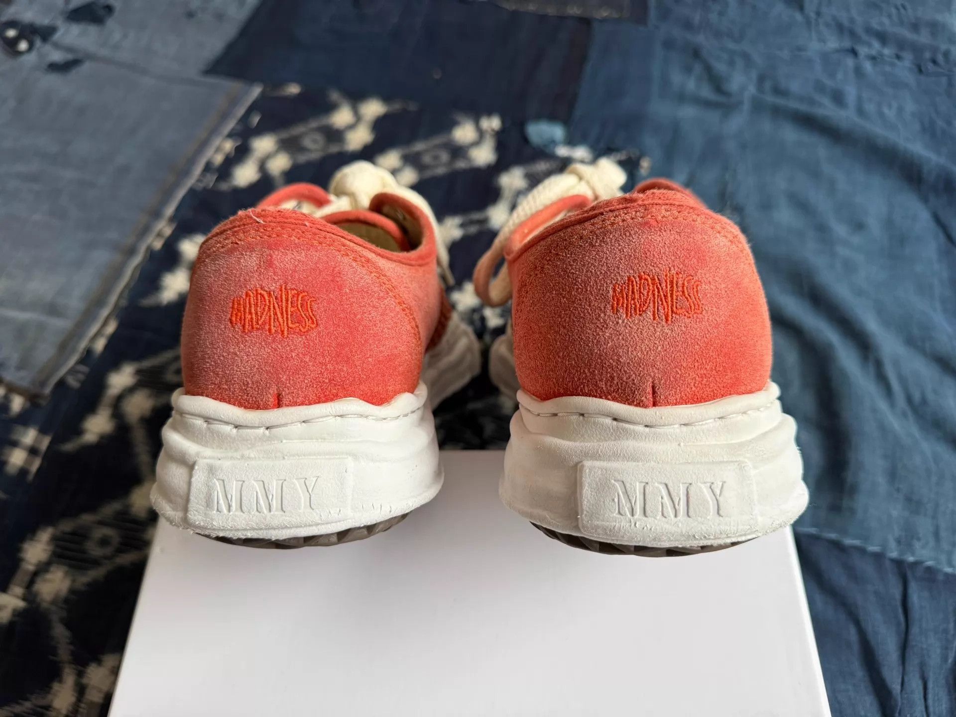 Madness Orange Low-Top Sneakers Size 9 Size US 9 / EU 42 - 7 Thumbnail