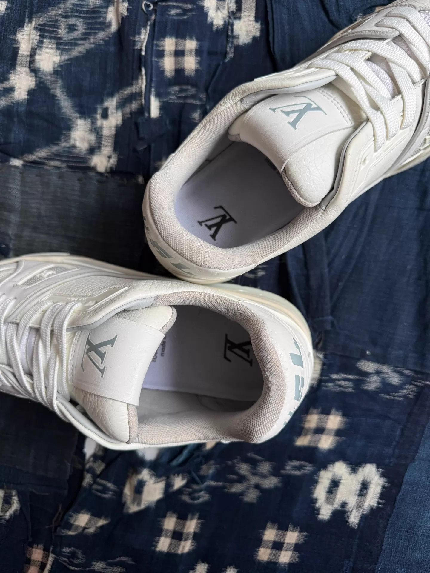 Louis Vuitton White Low-Top Sneakers Size 8 Size US 8 / EU 41 - 7 Thumbnail