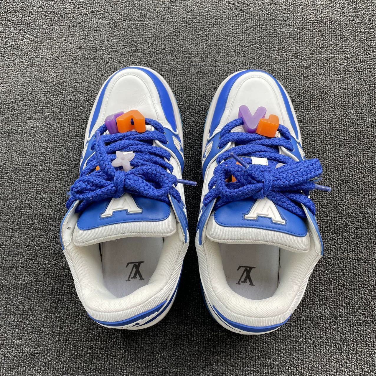 Louis Vuitton Multi-Color Low Top Sneakers with Decorative Laces Size US 8.5 / EU 41-42 - 4 Thumbnail
