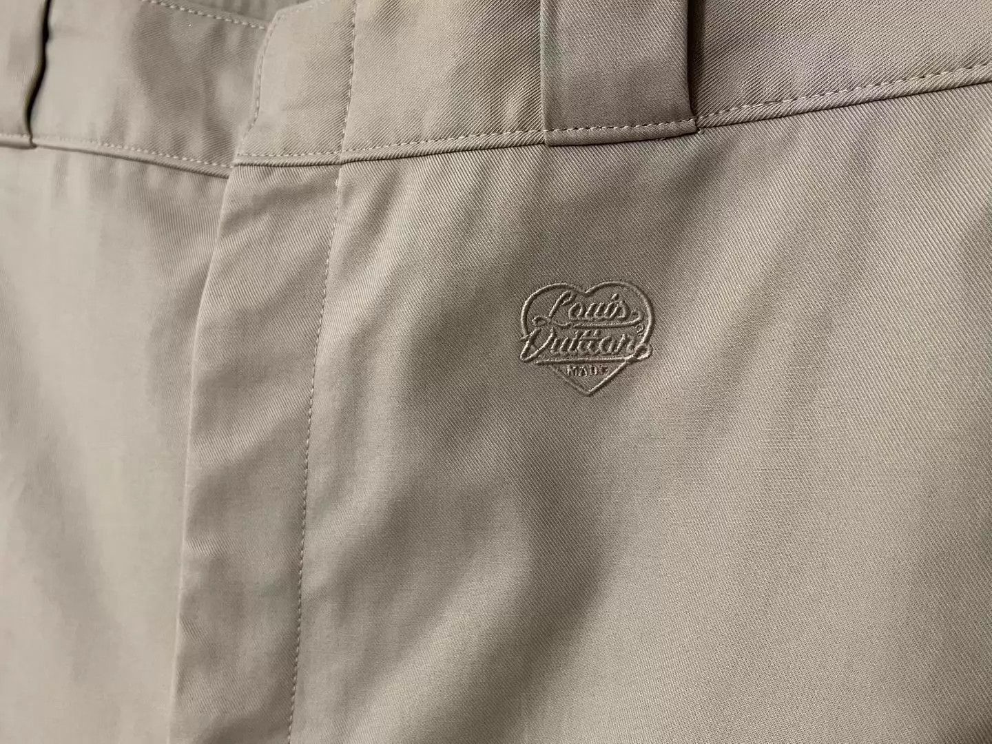 Louis Vuitton Beige Casual Pants Size 26 Size US 26 / EU 42 - 2 Thumbnail