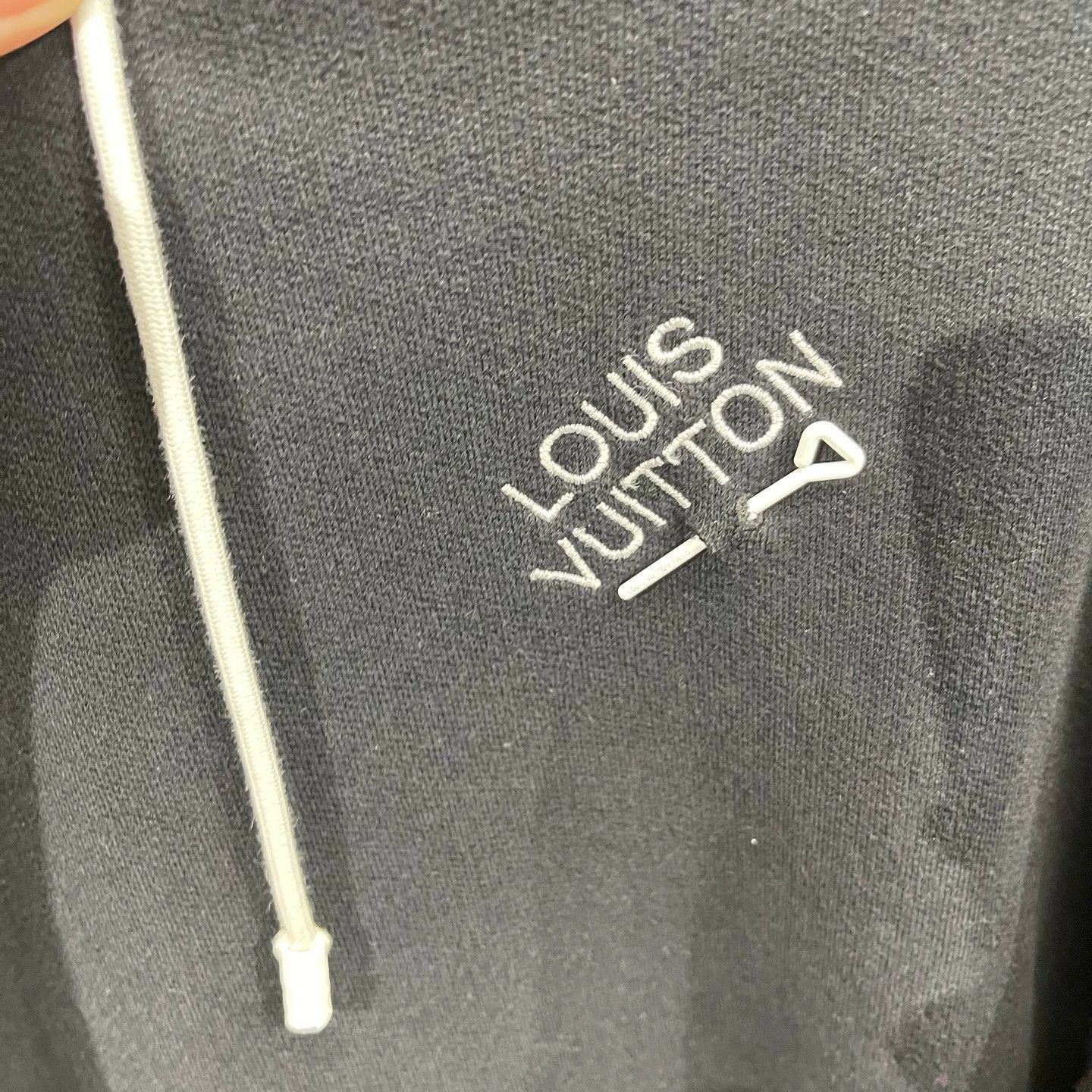 Louis Vuitton Black Hoodie with Drawstrings and Front Pocket Size US S / EU 44-46 / 1 - 4 Thumbnail