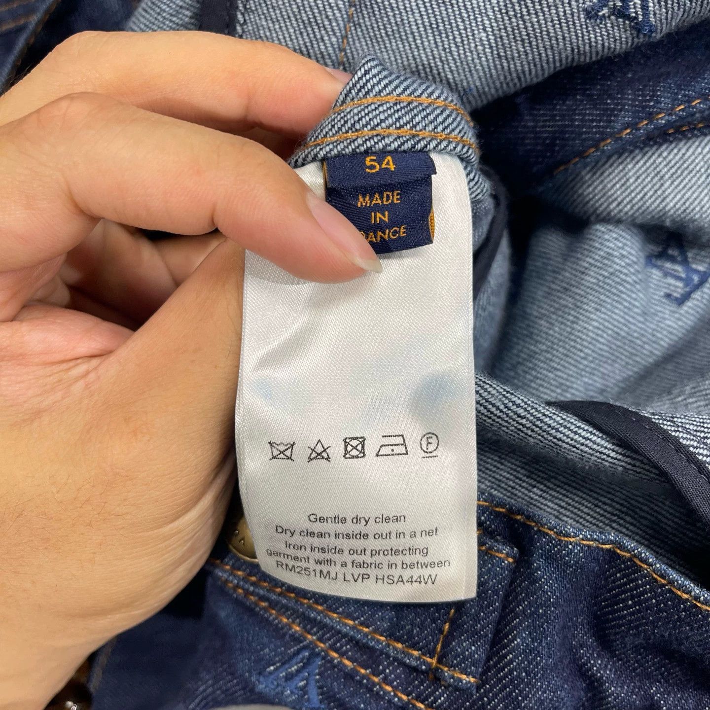 Louis Vuitton Blue Denim Jacket with Button Front and Pockets Size US L / EU 52-54 / 3 - 5 Thumbnail