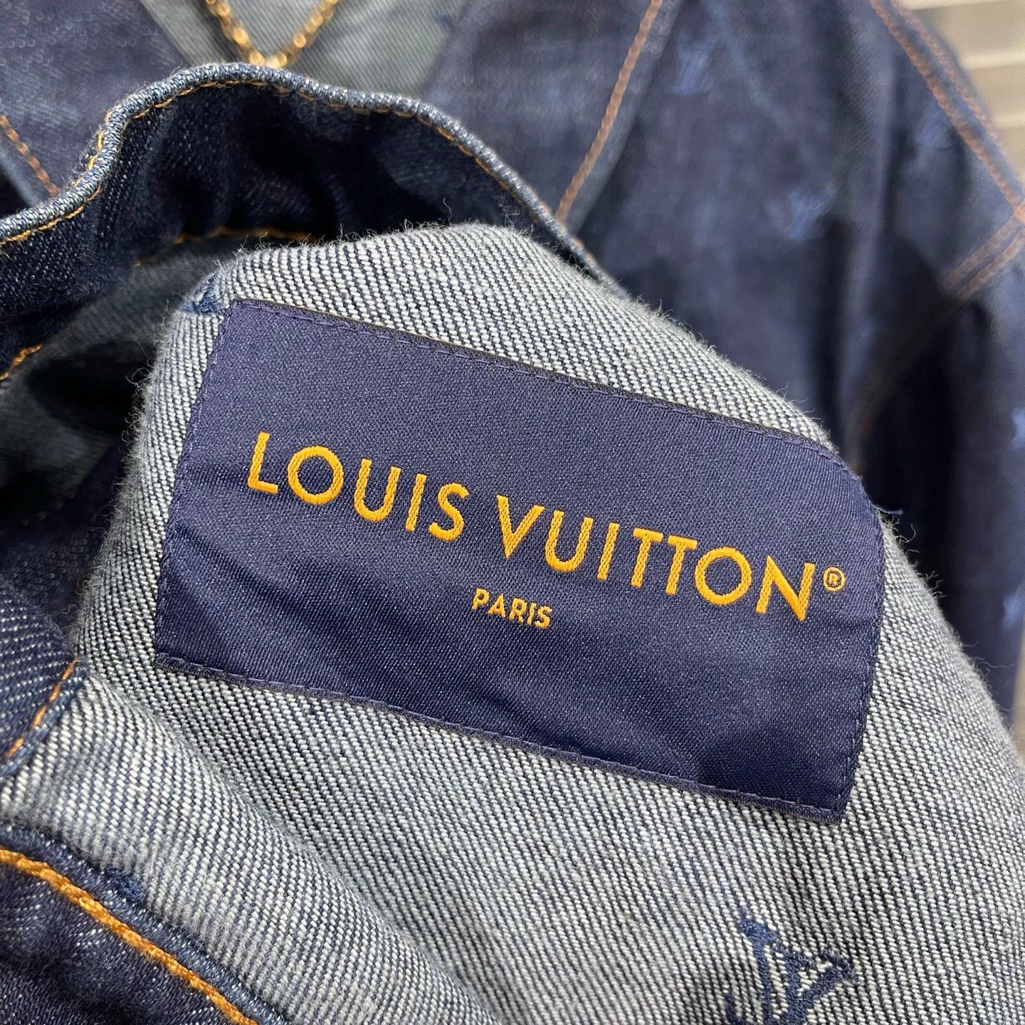 Louis Vuitton Blue Denim Jacket with Button Front and Pockets Size US L / EU 52-54 / 3 - 4 Thumbnail