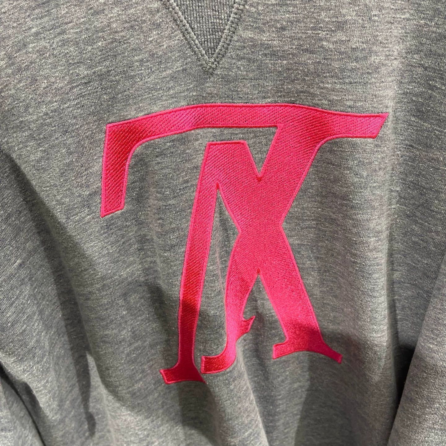 Louis Vuitton Gray Long-Sleeve Sweatshirt with Pink Logo Size US L / EU 52-54 / 3 - 4 Thumbnail