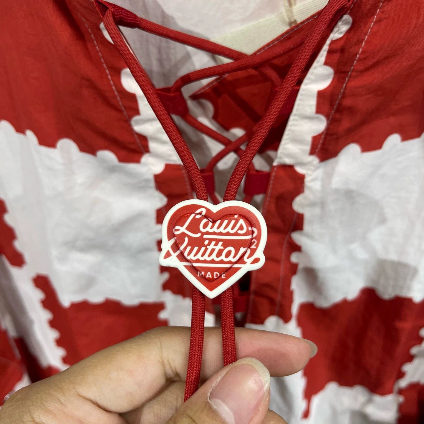 Louis Vuitton Red and White Checkered Hooded Long Sleeve Top Size US M / EU 48-50 / 2 - 3 Thumbnail