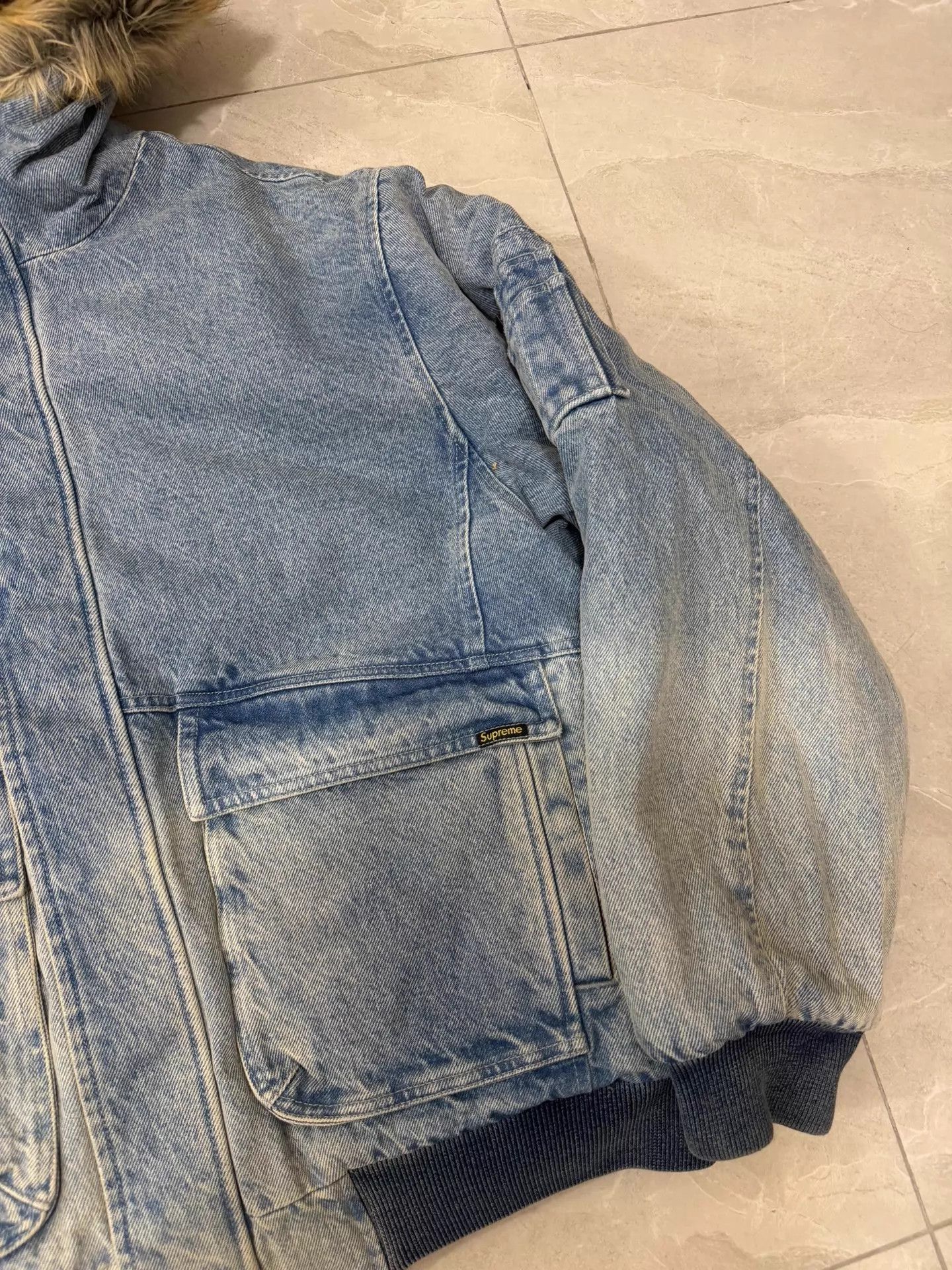 Supreme Blue Denim Jacket with Faux Fur Hood - Size M Size US M / EU 48-50 / 2 - 2 Thumbnail