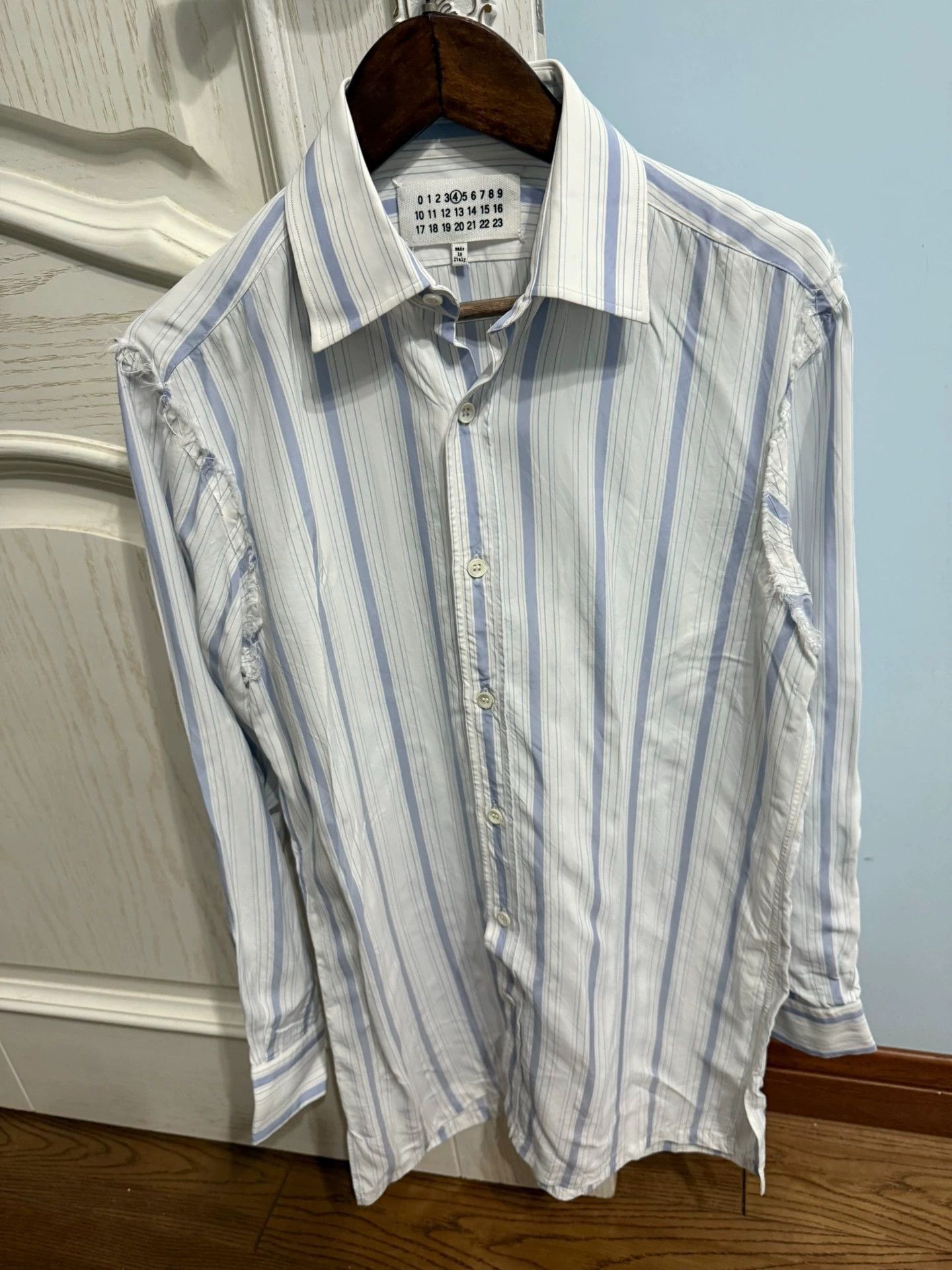 Maison Margiela White Striped Long Sleeve Button-Up Shirt Size US XXS / EU 40 - 3 Thumbnail
