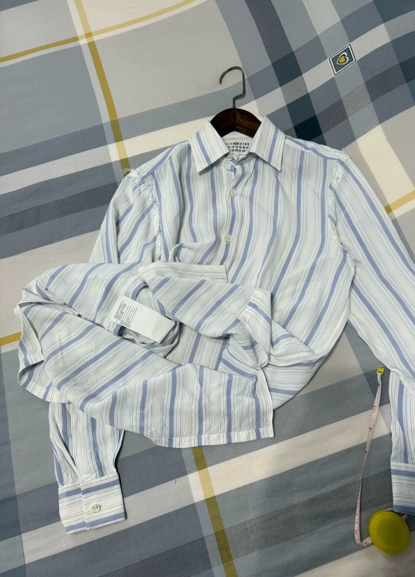Maison Margiela White Striped Long Sleeve Button-Up Shirt Size US XXS / EU 40 - 7 Thumbnail