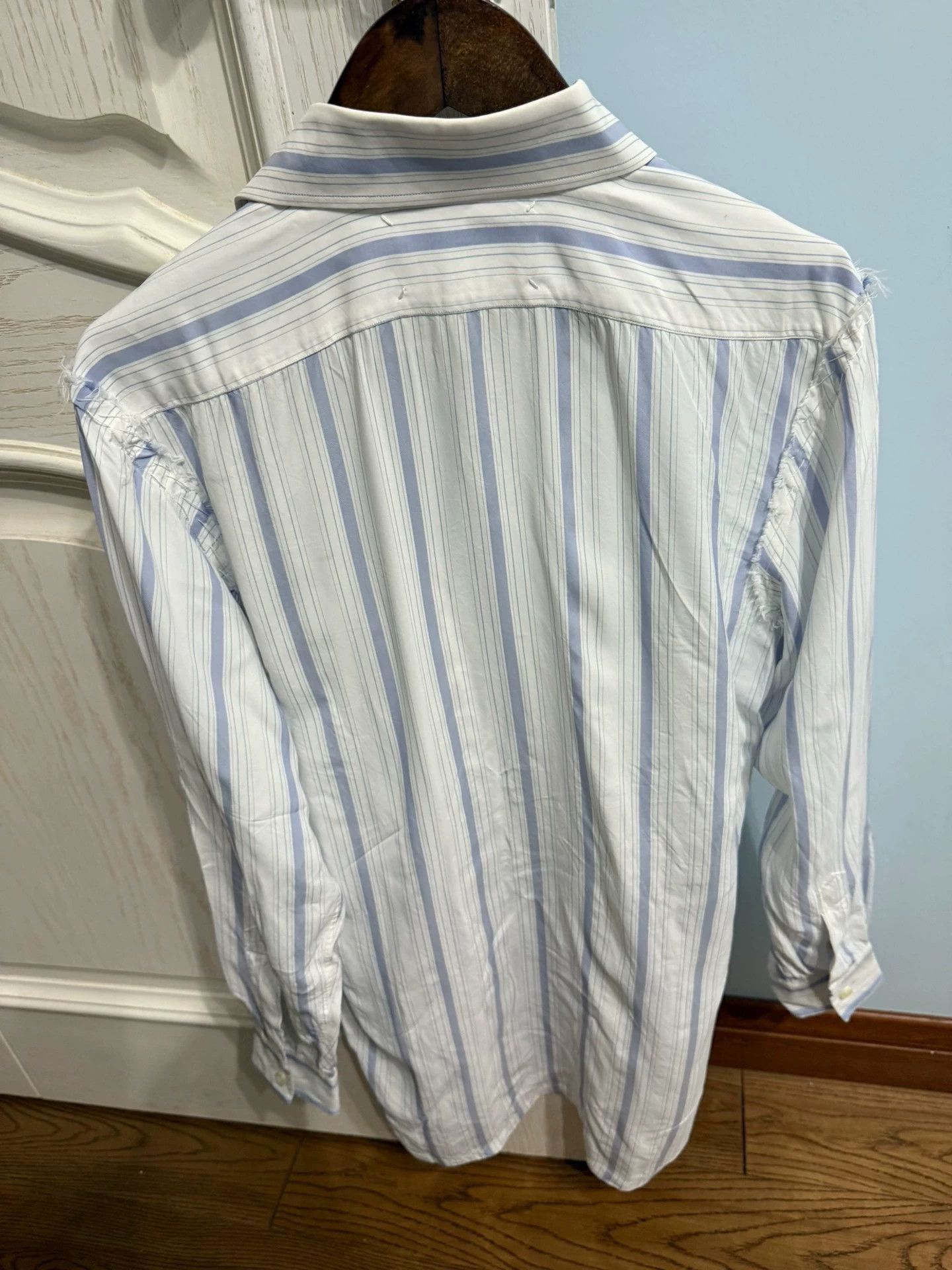Maison Margiela White Striped Long Sleeve Button-Up Shirt Size US XXS / EU 40 - 4 Thumbnail