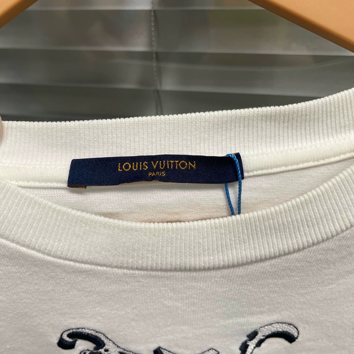 Louis Vuitton White Short Sleeve Graphic T-Shirt Size US M / EU 48-50 / 2 - 3 Thumbnail