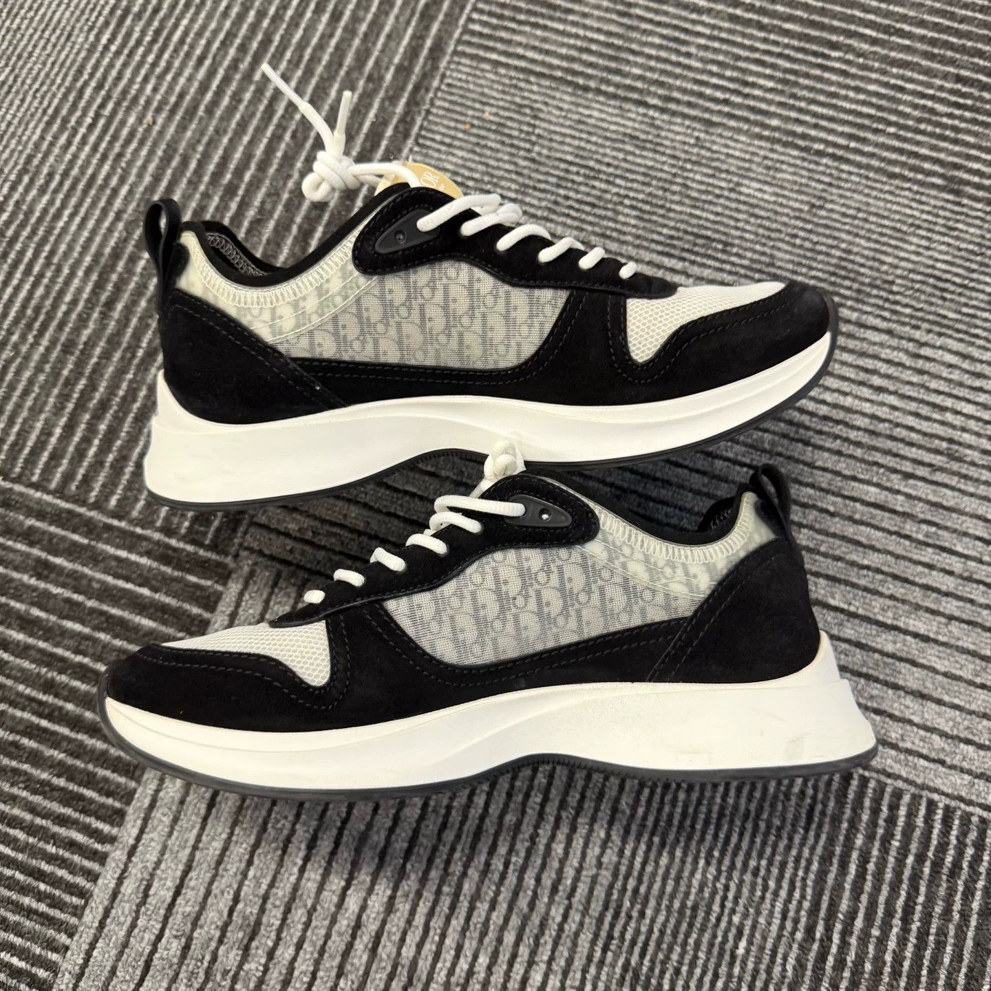 Dior Multi Color Low Top Sneakers Size 7 Size US 7 / EU 40 - 3 Thumbnail