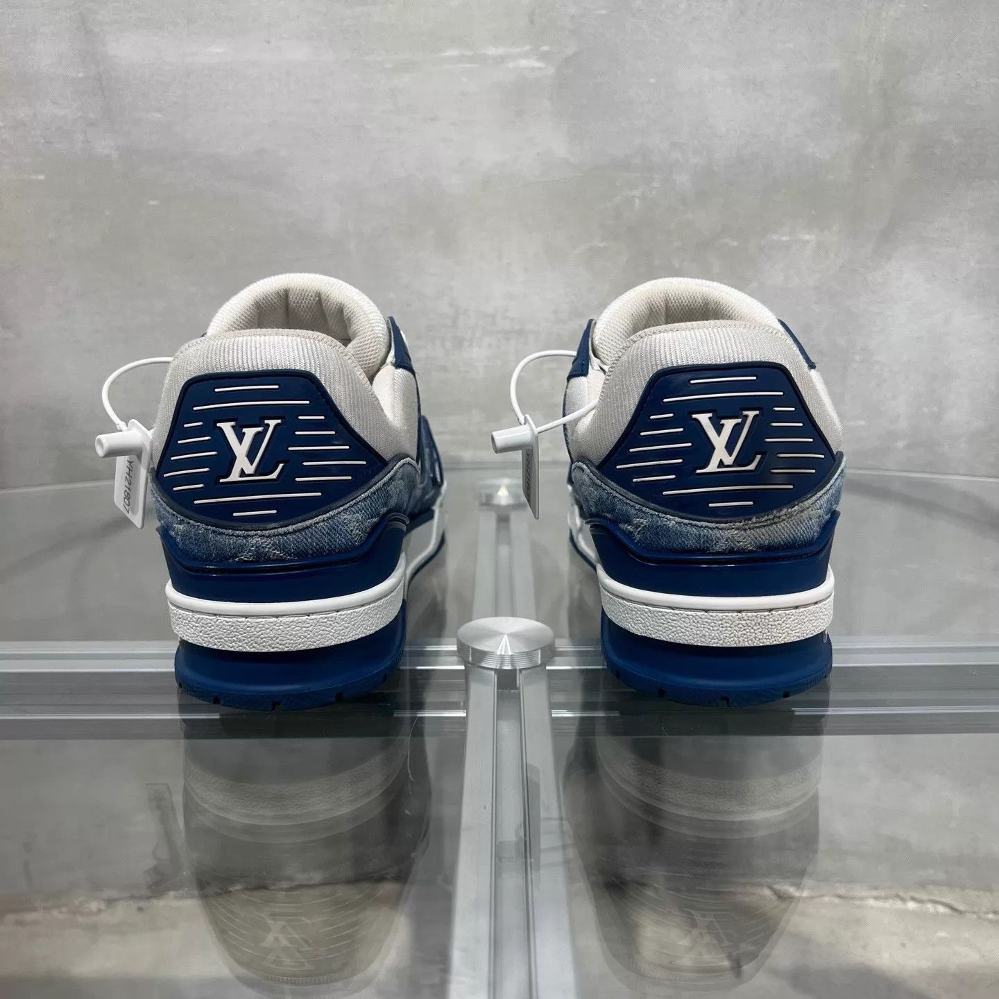 Louis Vuitton Multi Color Low Top Sneakers Size 7 Size US 7 / EU 40 - 6 Thumbnail