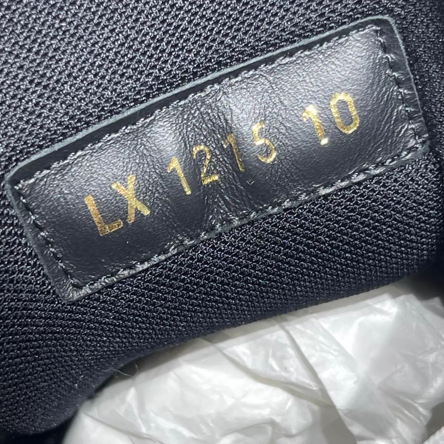 Louis Vuitton Black Low-Top Sneakers Size 11 Size US 11 / EU 44 - 8 Thumbnail