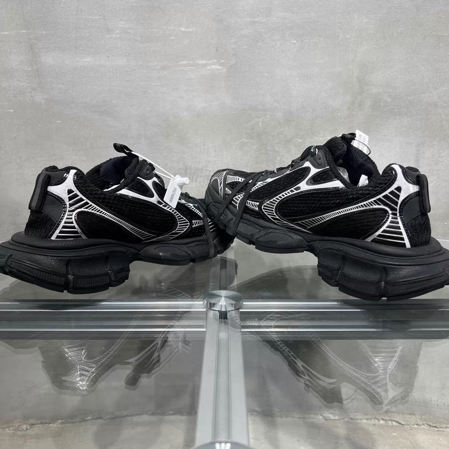 Balenciaga Black Hitop Sneakers Size 8 Size US 8 / EU 41 - 5 Thumbnail