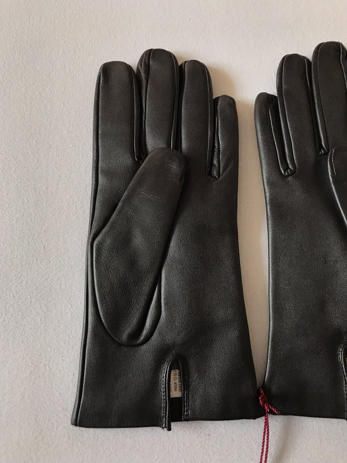 Vintage Dents 5-9001 Black Sheepskin Gloves Size ONE SIZE - 4 Thumbnail