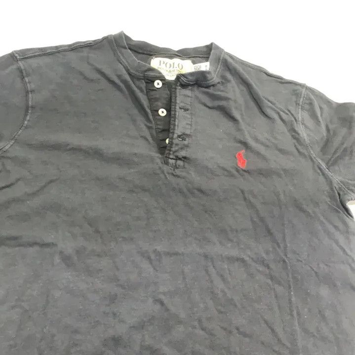 Polo Ralph Lauren Polo Ralph Lauren Men's Solid Henley Long-Sleeve T-Shirt Size US S / EU 44-46 / 1 - 9 Thumbnail