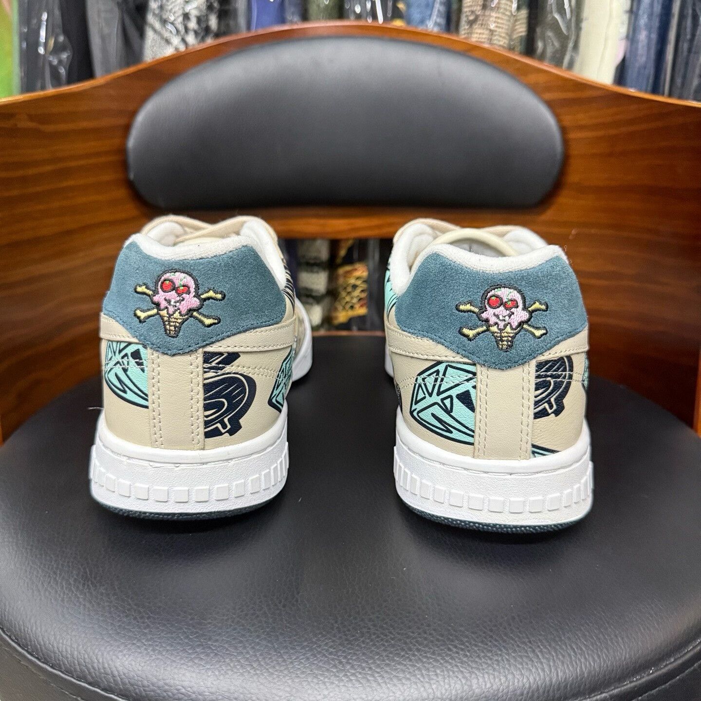 Other Collab White Lowtop Sneakers 42 Men Size US 9 / EU 42 - 3 Thumbnail