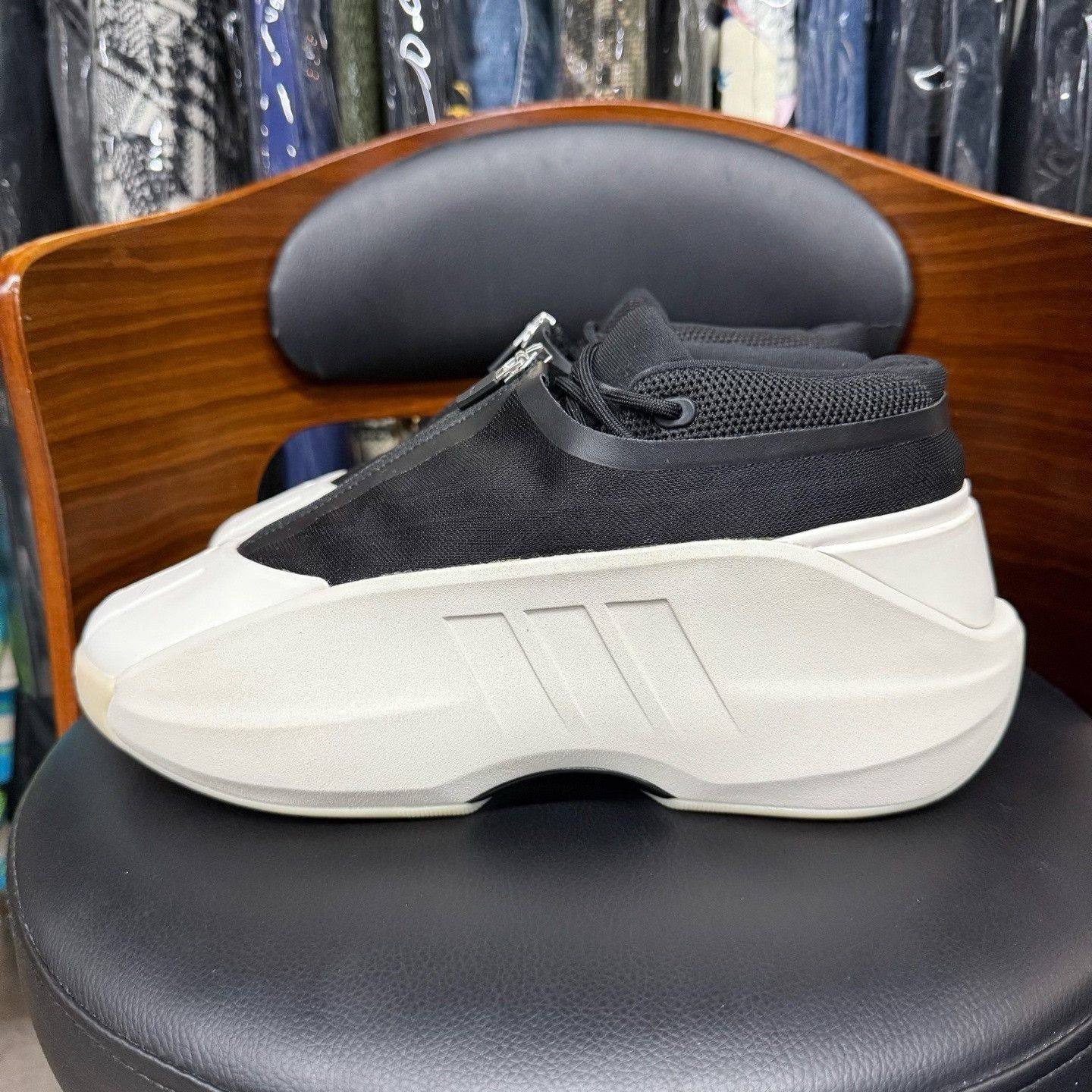 Adidas Adidas White Lowtop Sneakers 43 Men Size US 10 / EU 43 - 6 Thumbnail
