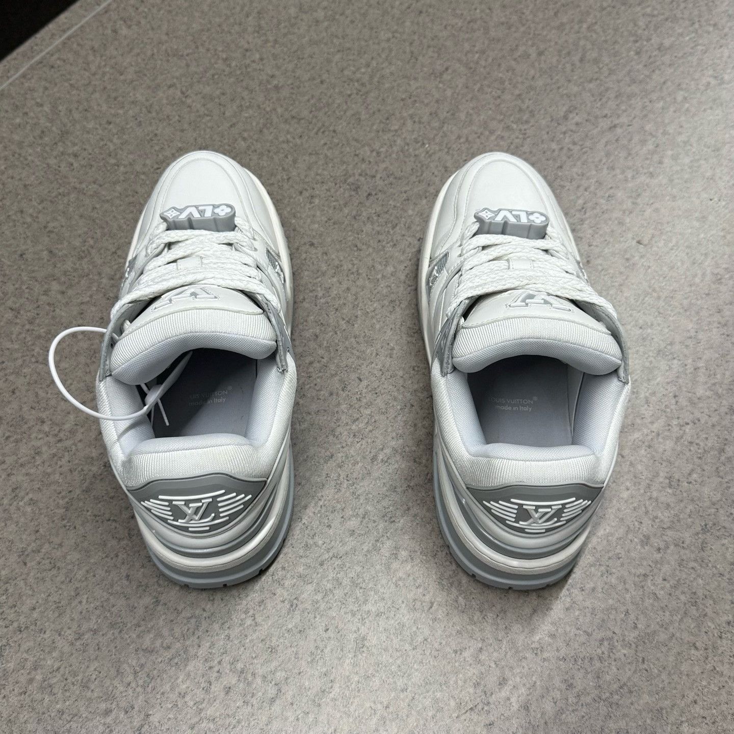 Louis Vuitton Louis Vuitton Training White Lowtop Sneakers 43 Men Size US 10 / EU 43 - 8 Thumbnail