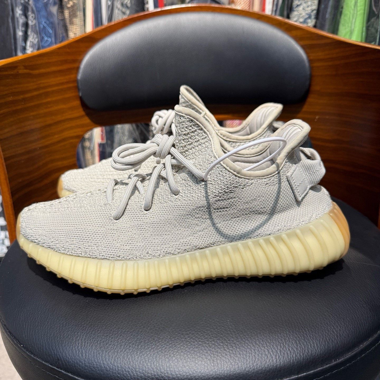 Adidas Adidas YEEZY350 Lowtop Sneakers 40 Men Size US 7.5 / EU 40-41 - 6 Thumbnail