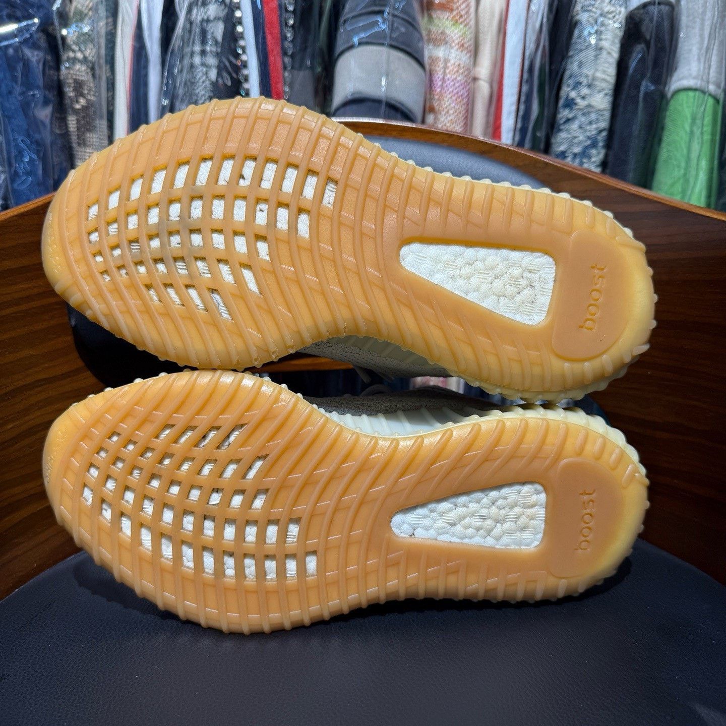 Adidas Adidas YEEZY350 Lowtop Sneakers 40 Men Size US 7.5 / EU 40-41 - 9 Thumbnail