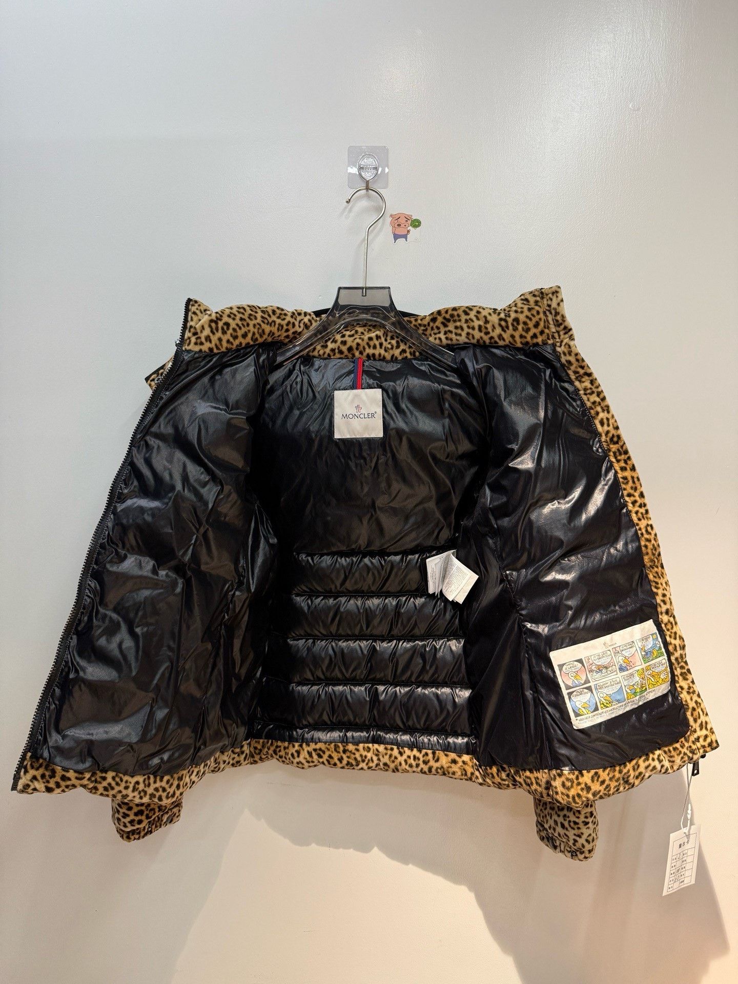 Moncler Moncler Down Graphic Orange Down Jacket 2 Women Size XS / US 0-2 / IT 36-38 - 6 Thumbnail