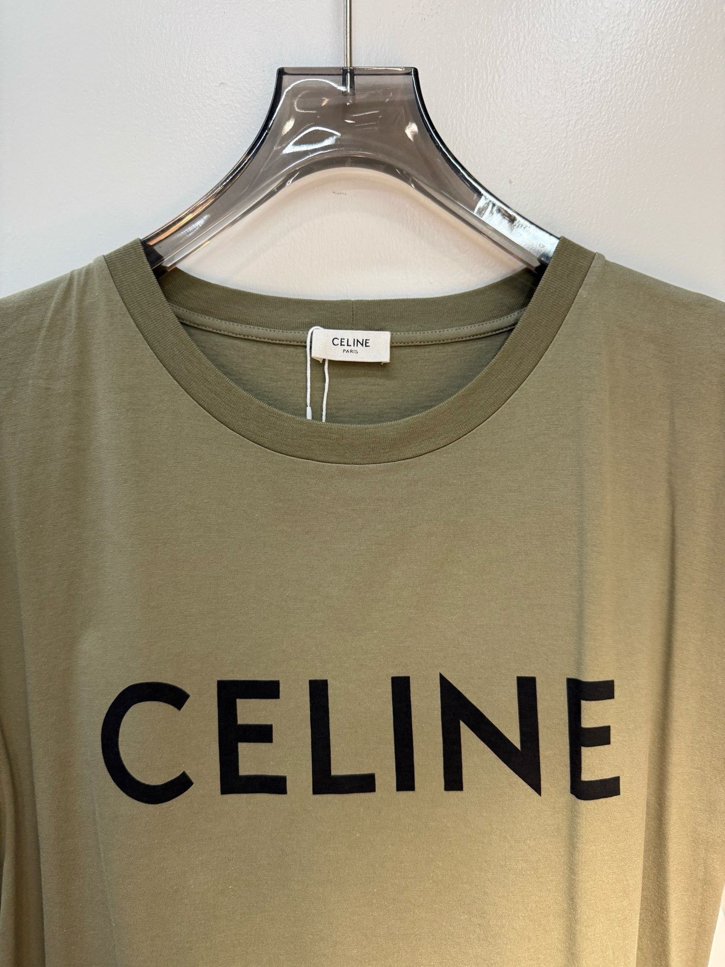 Celine Celine Retro Green T-Shirt M Women Size M / US 6-8 / IT 42-44 - 2 Thumbnail