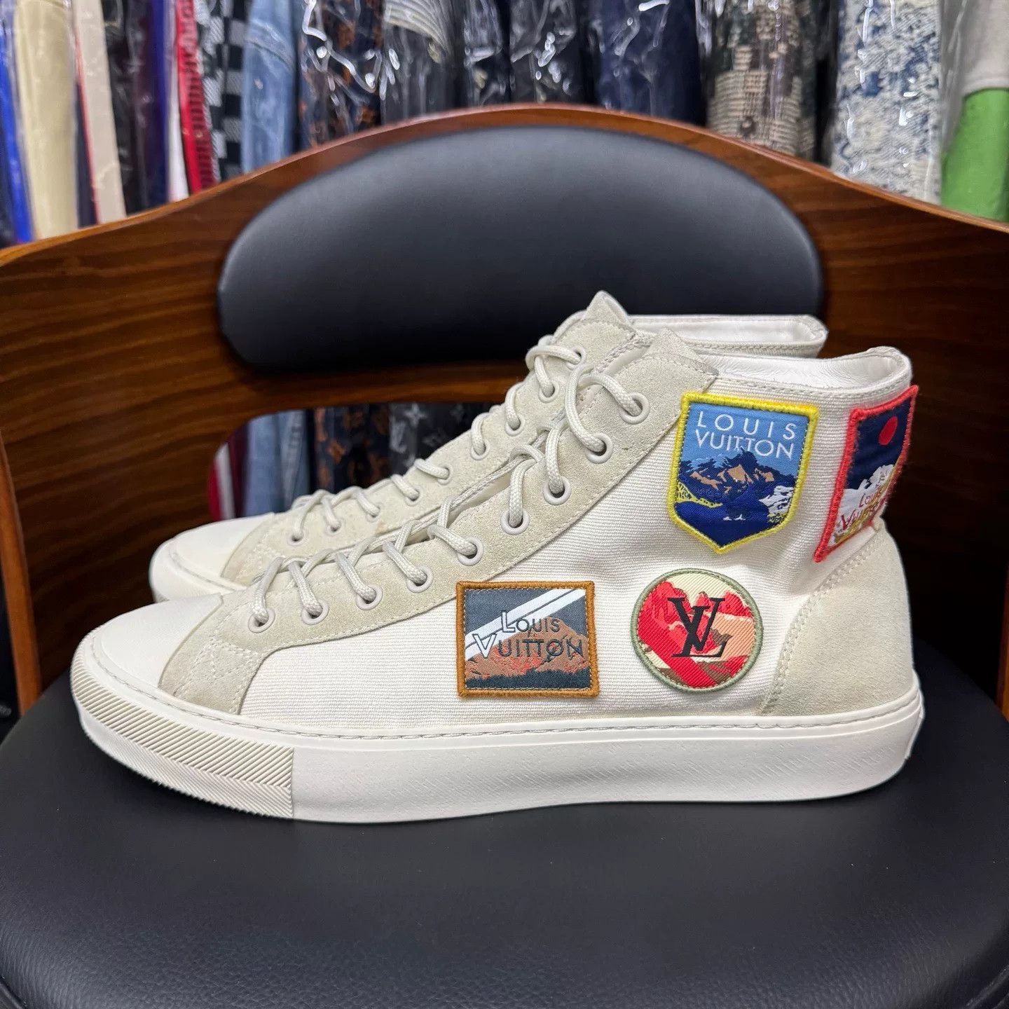 Louis Vuitton Louis Vuitton Canvas Hitop Sneakers 41 Men Size US 8.5 / EU 41-42 - 6 Thumbnail