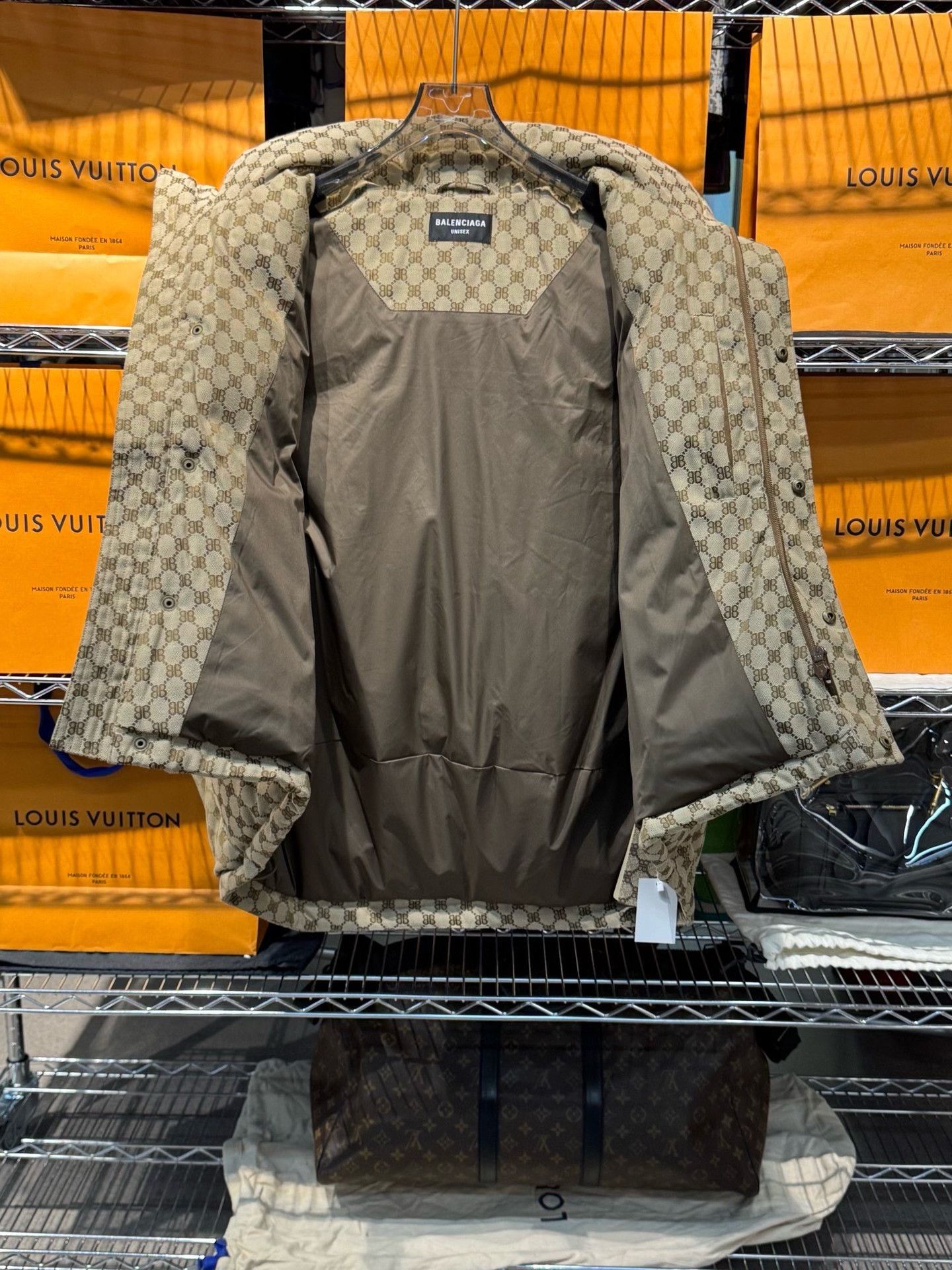 Balenciaga Balenciaga Beige Vest 42 Men Size US M / EU 48-50 / 2 - 8 Thumbnail