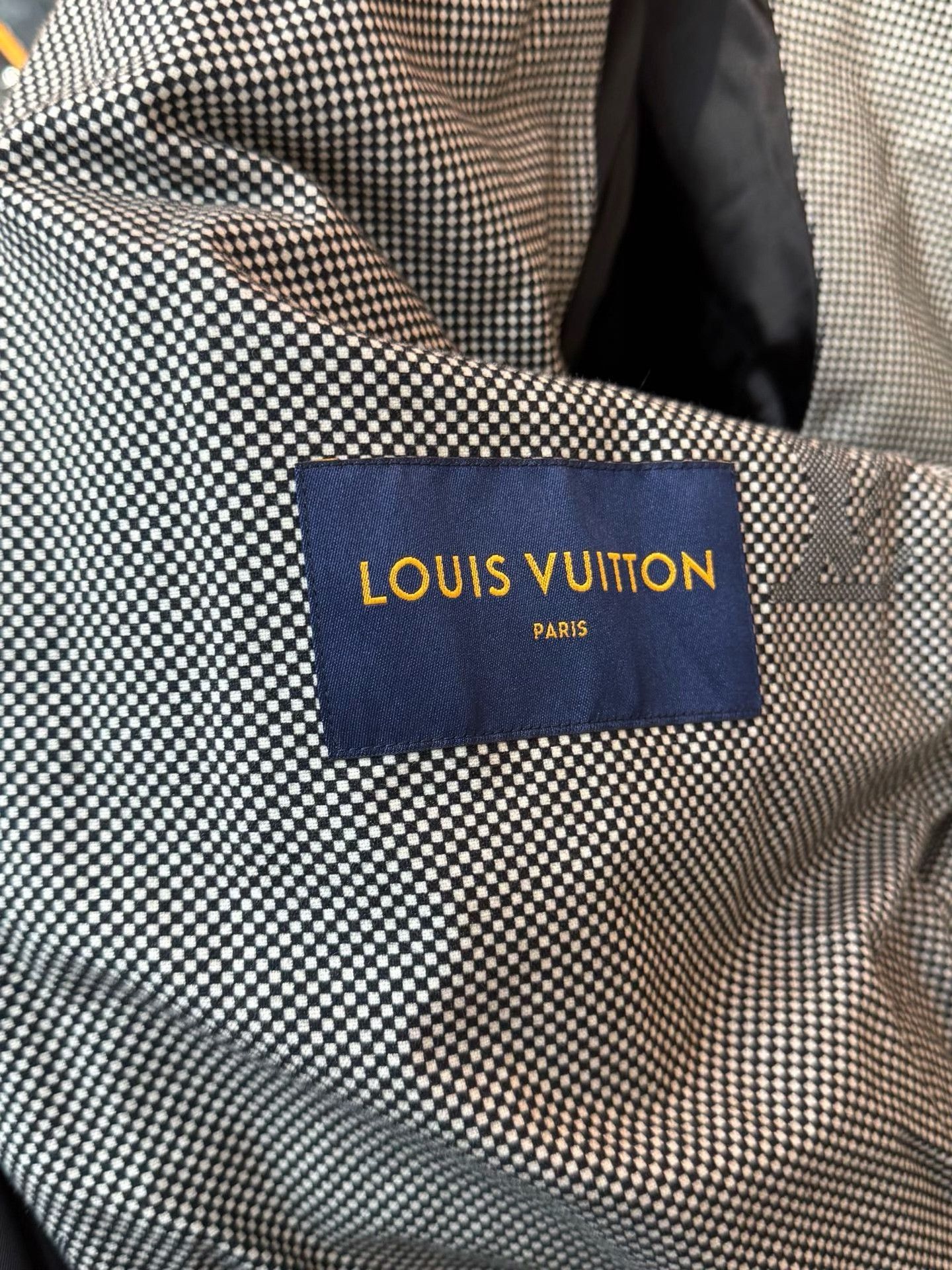 Louis Vuitton Louis Vuitton Light Jacket 54 Men Size US XXL / EU 58 / 5 - 8 Thumbnail