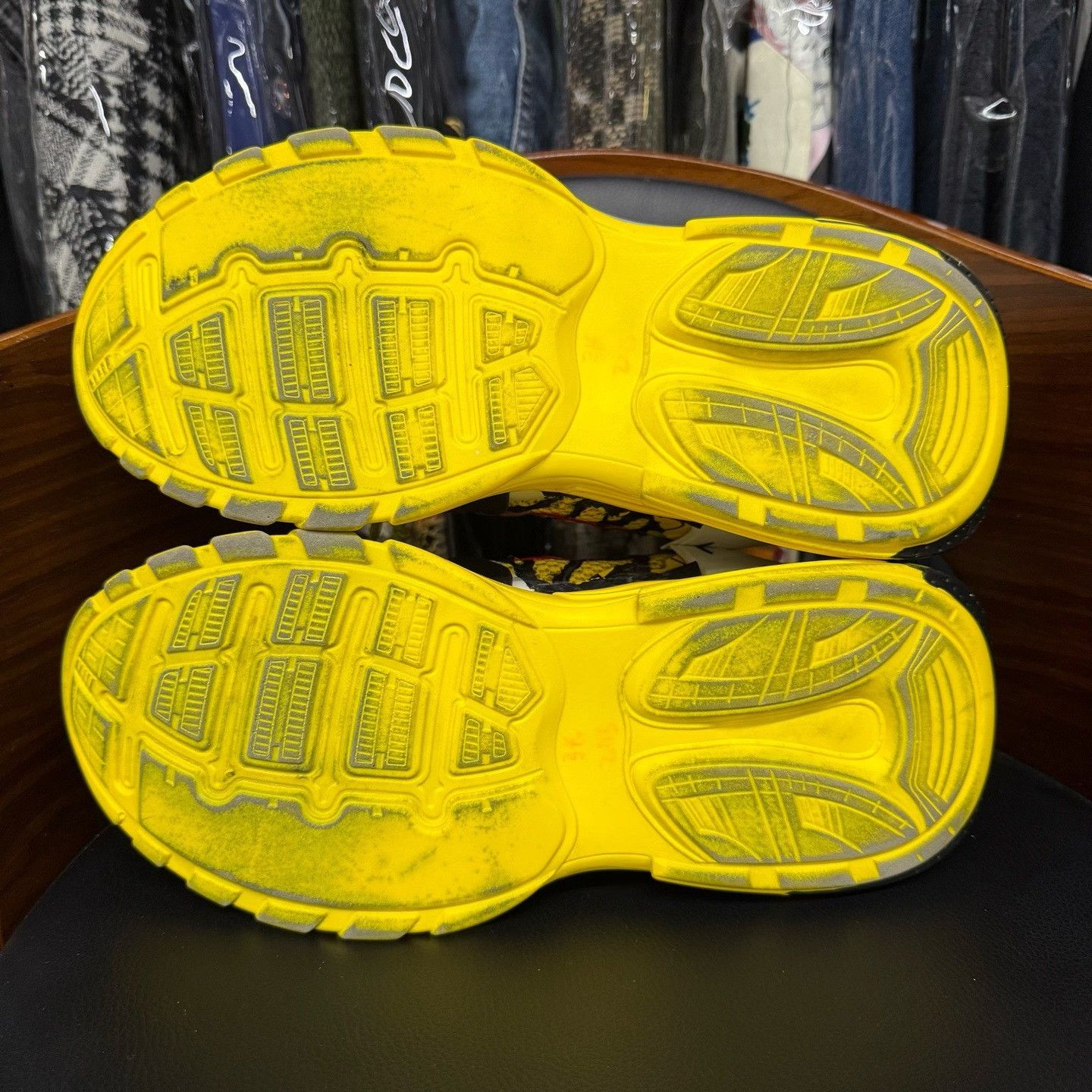 Other Yellow Lowtop Sneakers 43 Men Size US 10 / EU 43 - 8 Thumbnail