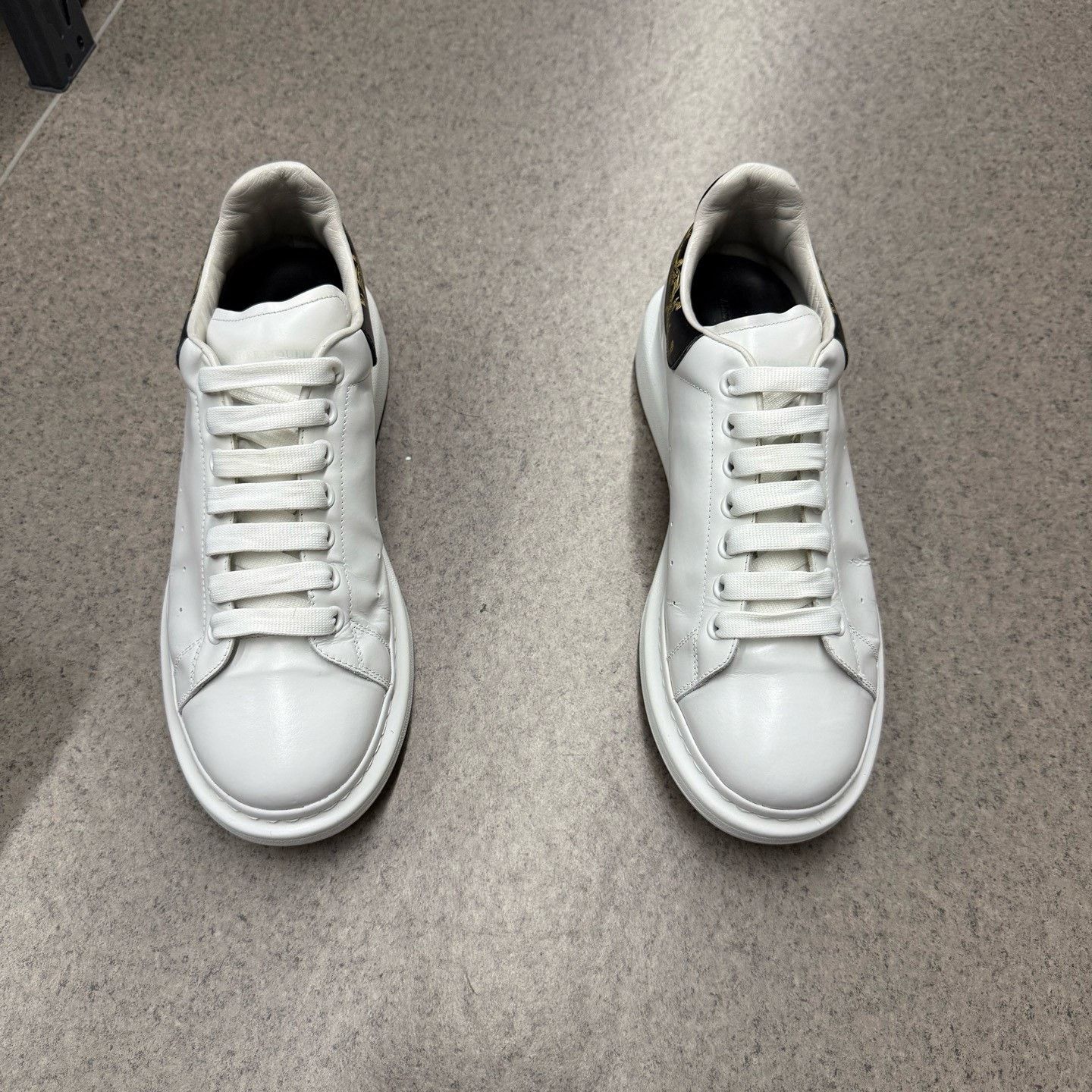 Alexander McQueen Alexander McQueen Limited Black Lowtop Sneakers 44 Men Size US 10.5 / EU 43-44 - 5 Thumbnail