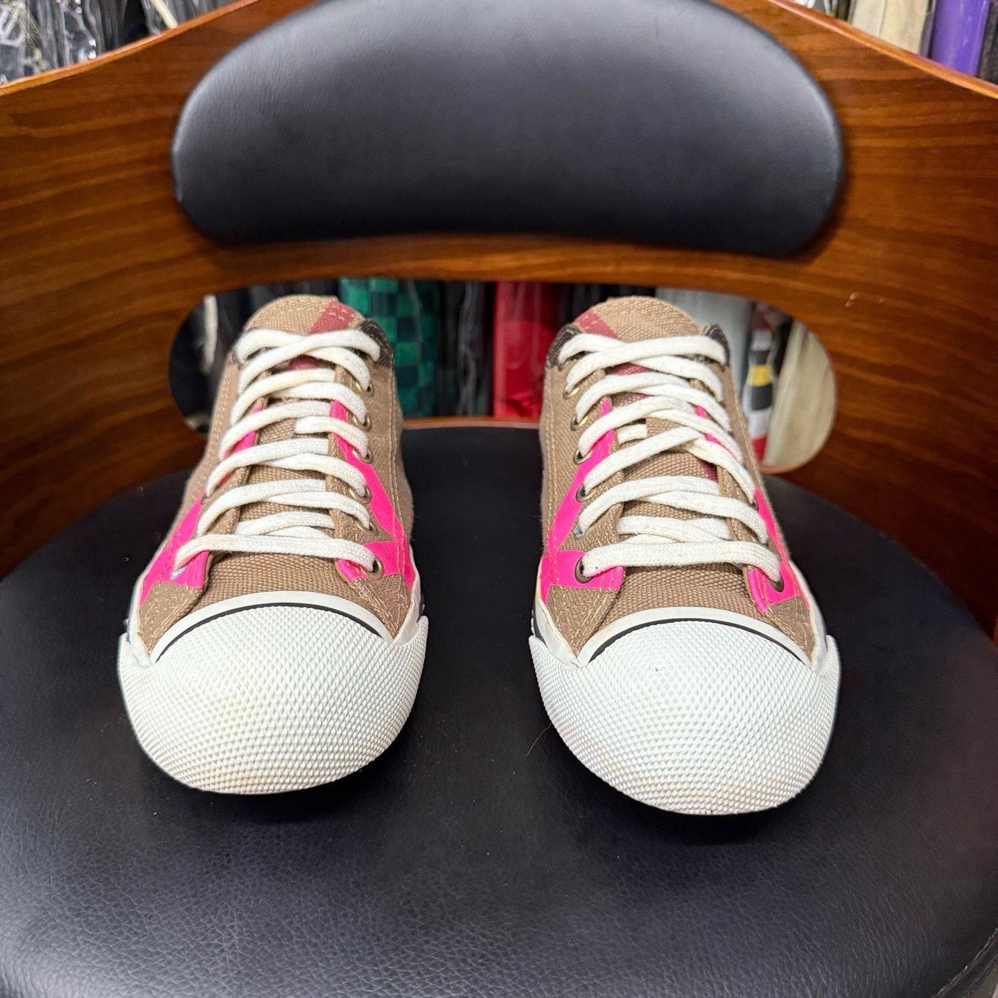 Burberry Burberry Canvas Pink Lowtop Sneakers 38 Women Size US 7.5 / IT 37.5 - 2 Thumbnail