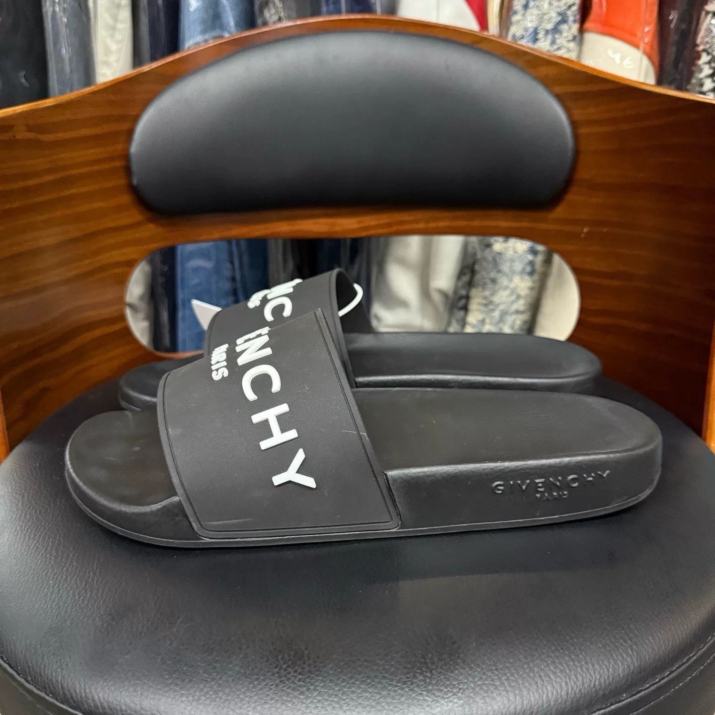 Givenchy Givenchy Black Sandals 42 Men Size US 9 / EU 42 - 6 Thumbnail