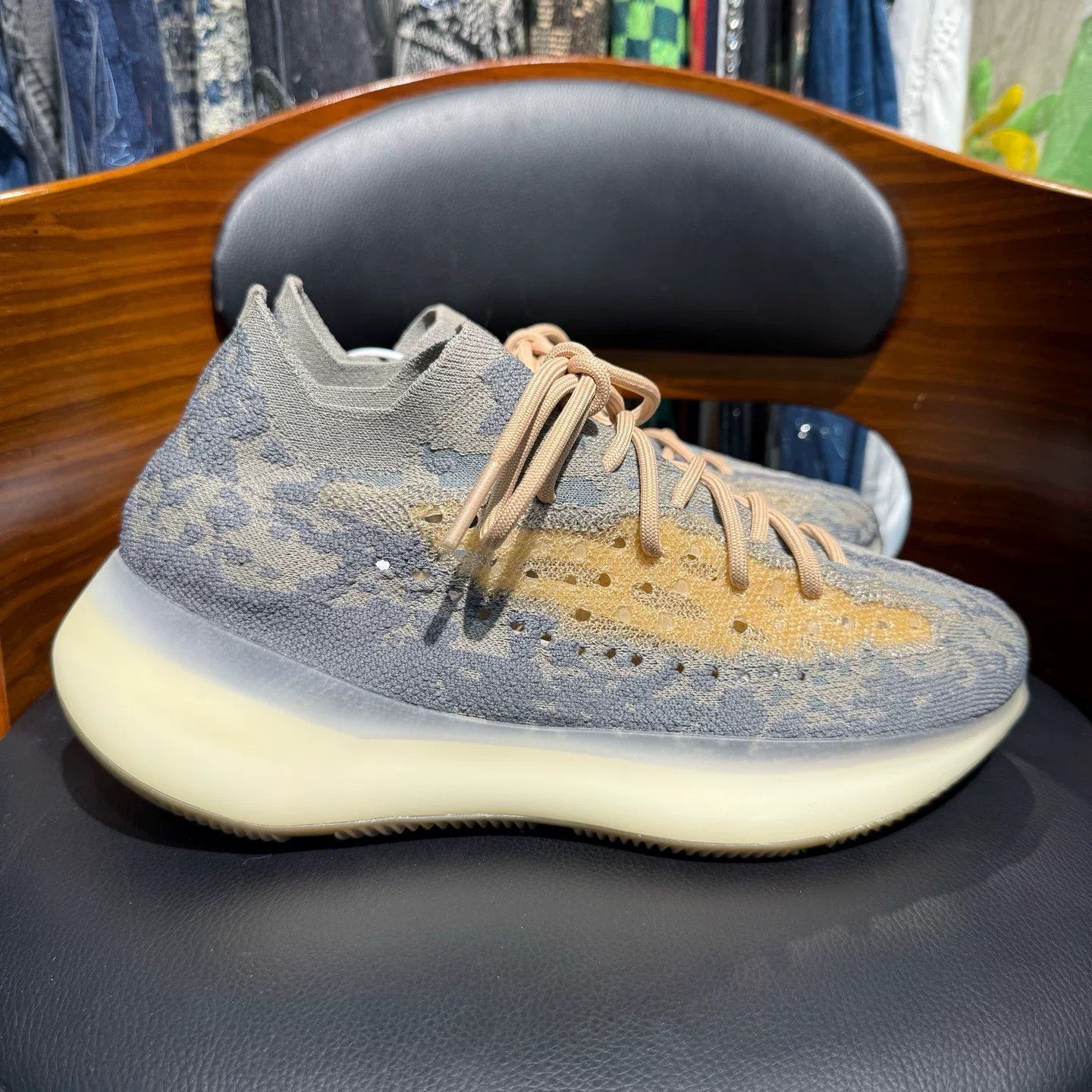 Adidas Adidas YEEZY380 Brown Lowtop Sneakers 43 Men Size US 10 / EU 43 - 4 Thumbnail