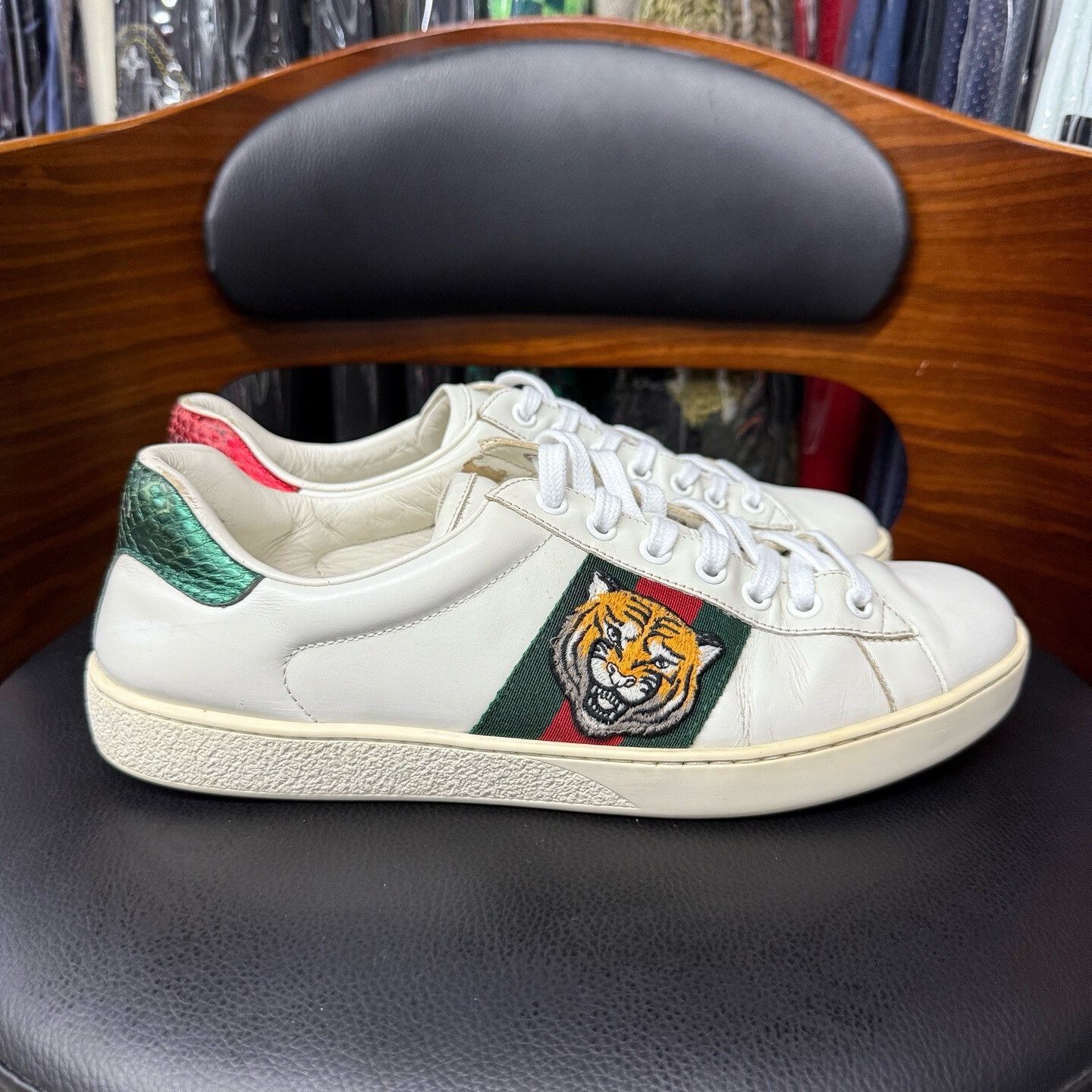 Gucci Gucci Tiger White Lowtop Sneakers 40 Men Size US 7.5 / EU 40-41 - 4 Thumbnail