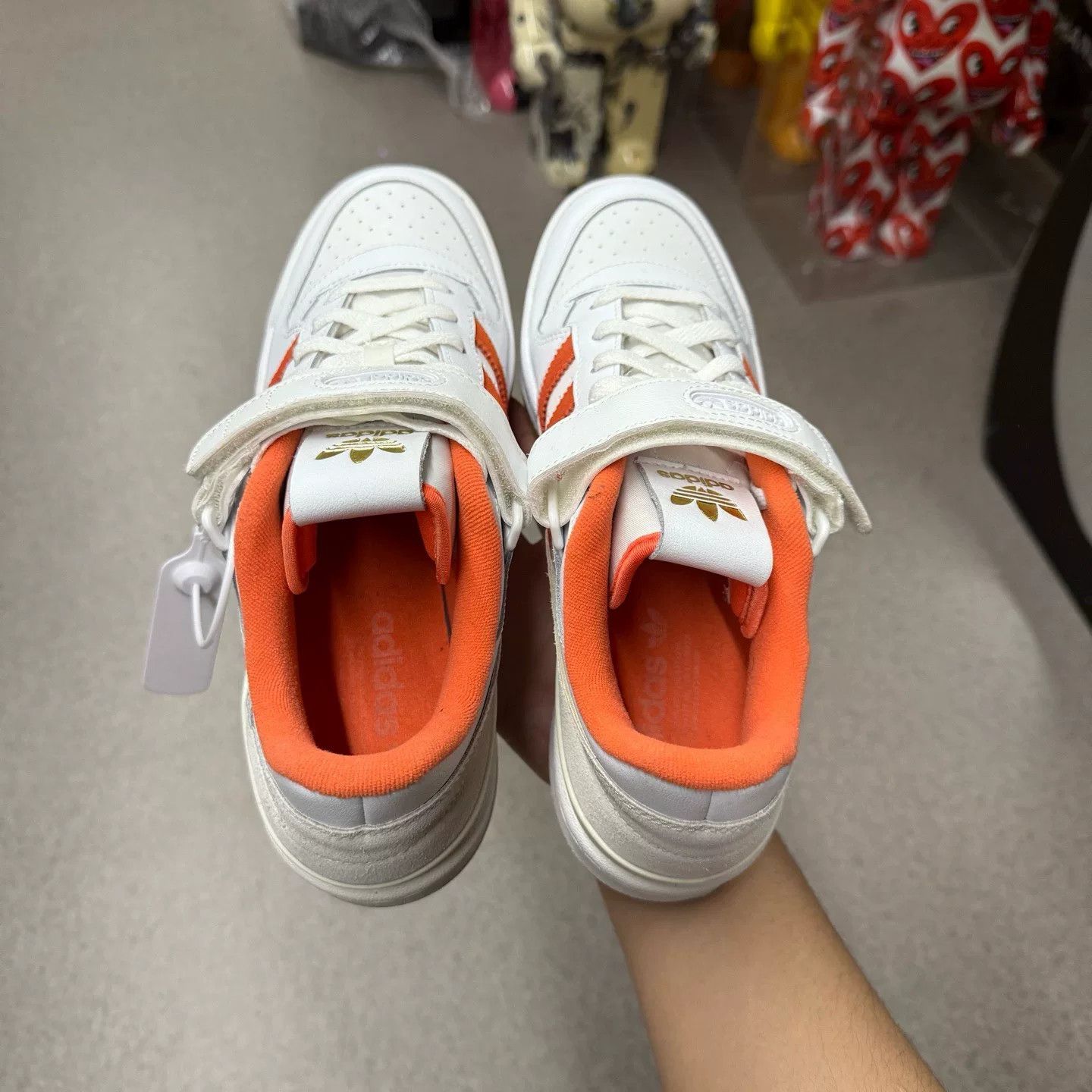 Adidas Adidas White Lowtop Sneakers 43 Men Size US 10 / EU 43 - 8 Thumbnail