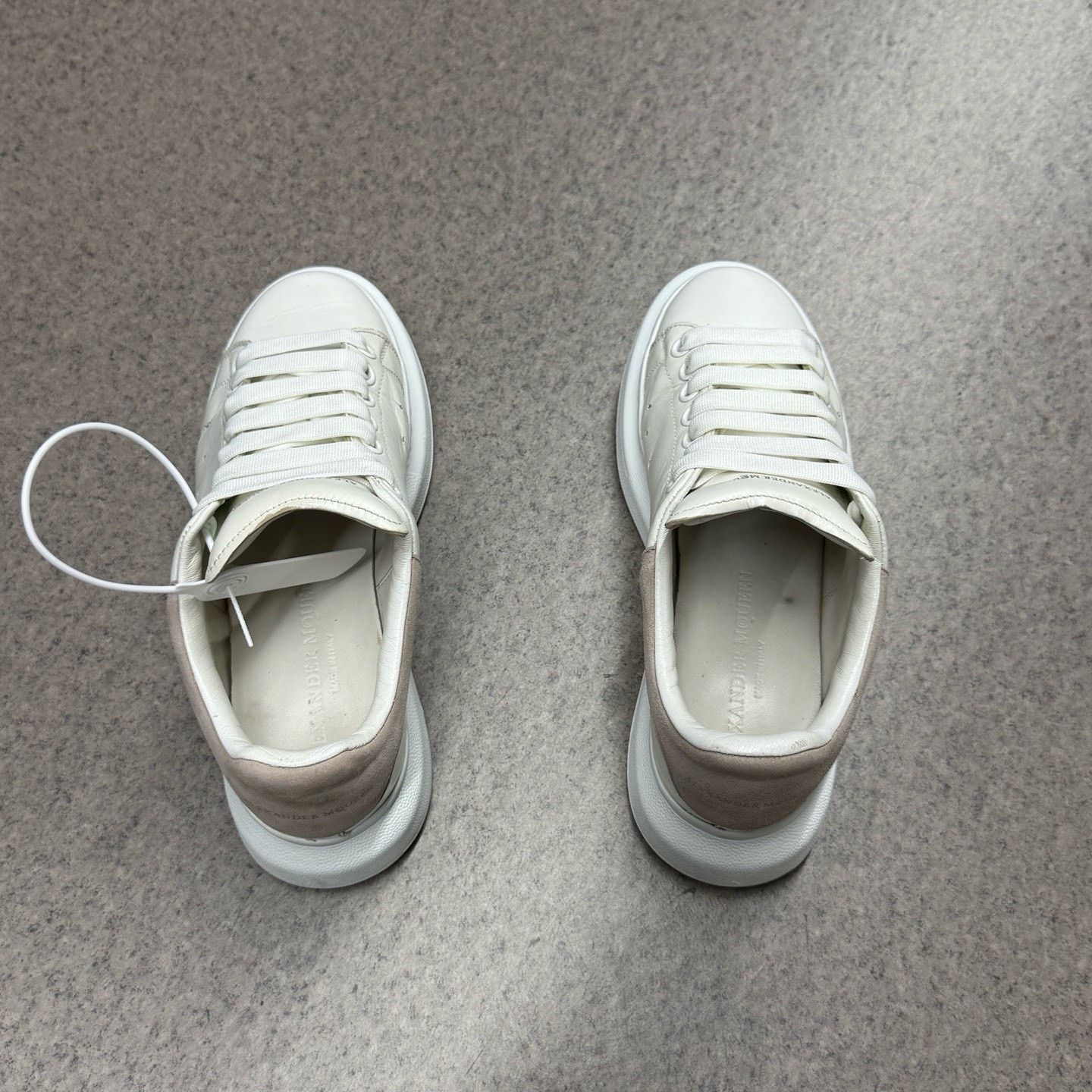 Alexander McQueen Alexander McQueen Pink Lowtop Sneakers 37 Women Size US 6.5 / IT 36.5 - 8 Thumbnail