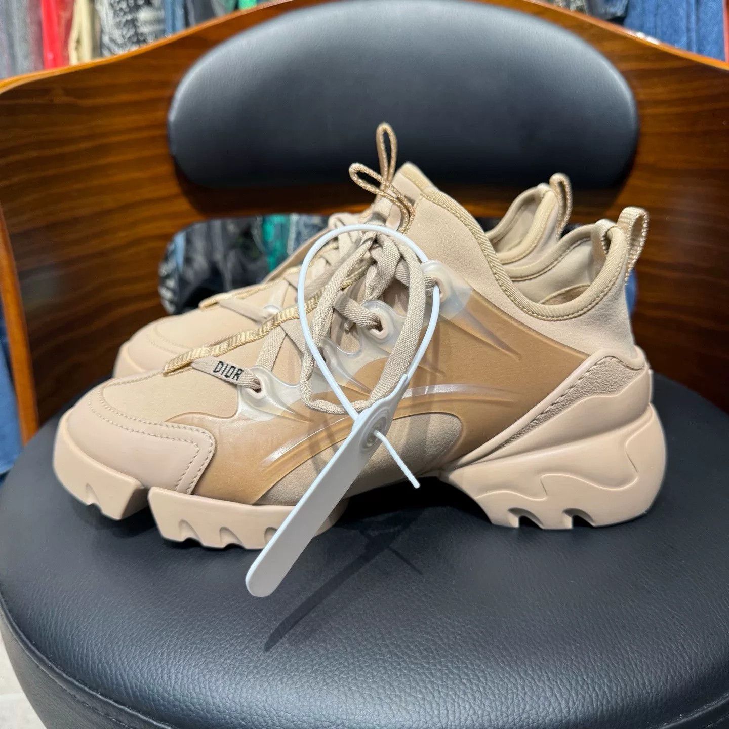 Dior Dior Leather Lowtop Sneakers 36 Women Size US 6 / IT 36 - 6 Thumbnail