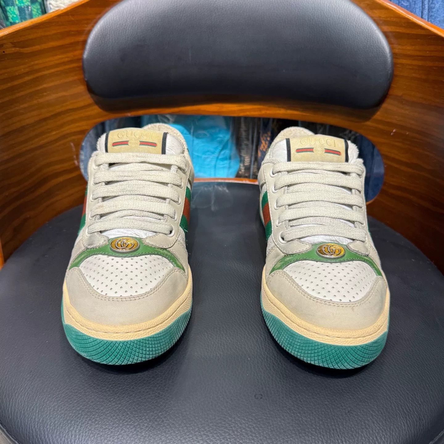Gucci Gucci Distressed Lowtop Sneakers 36 Women Size US 6 / IT 36 - 2 Thumbnail