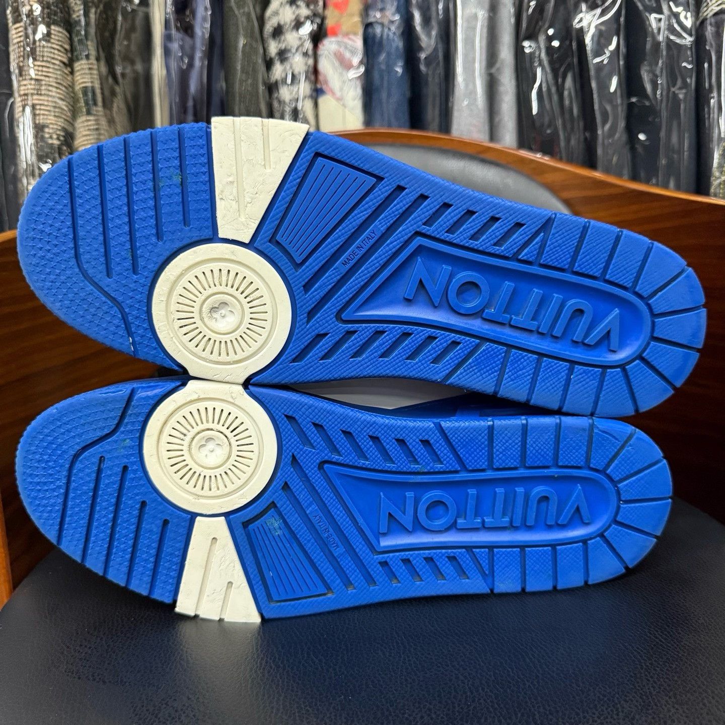Louis Vuitton Louis Vuitton Training Blue Lowtop Sneakers 42 Men Size US 9 / EU 42 - 9 Thumbnail