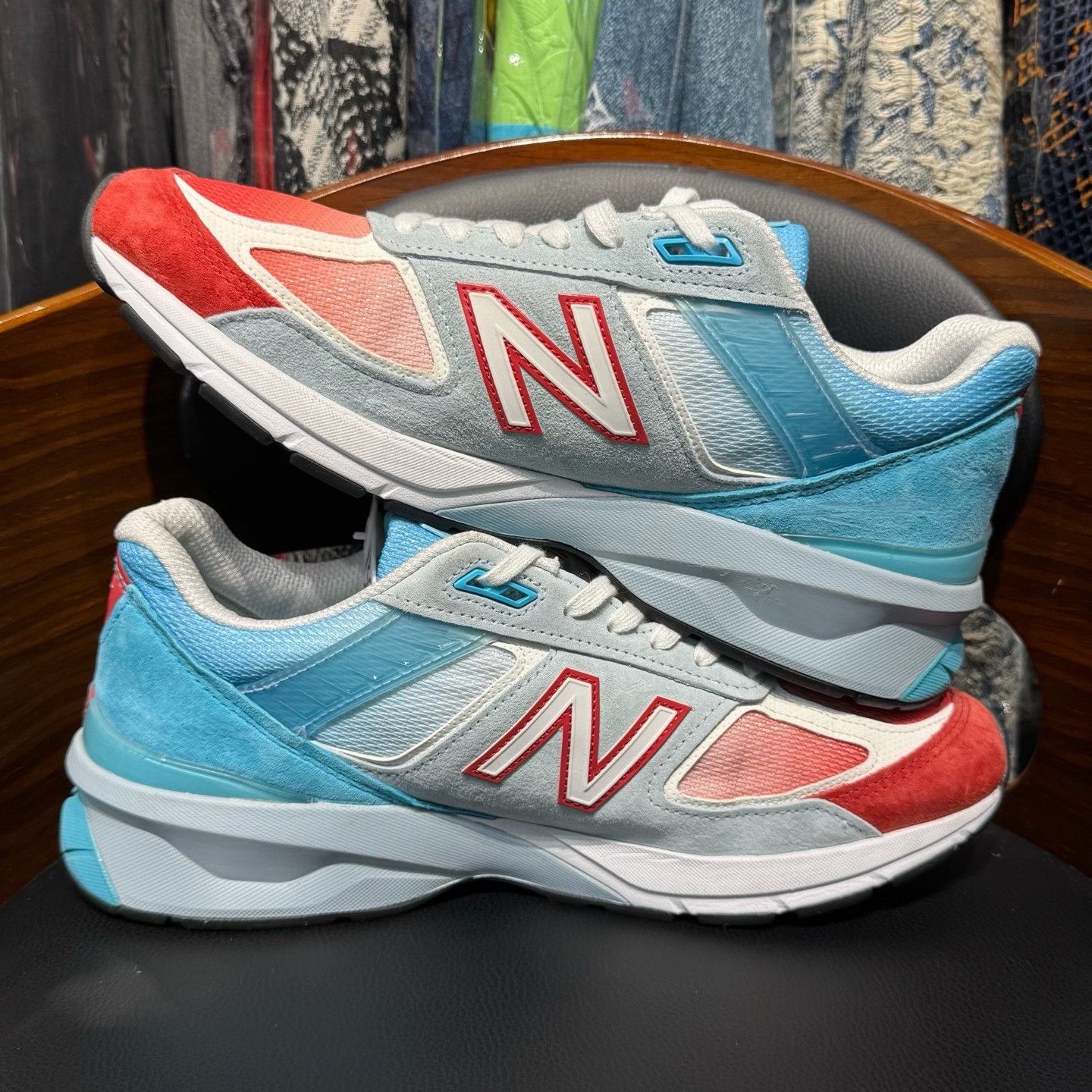 New Balance New Balance Tie-Dye Gradient Blue Lowtop Sneakers 44.5 Men Size US 11 / EU 44 - 7 Thumbnail