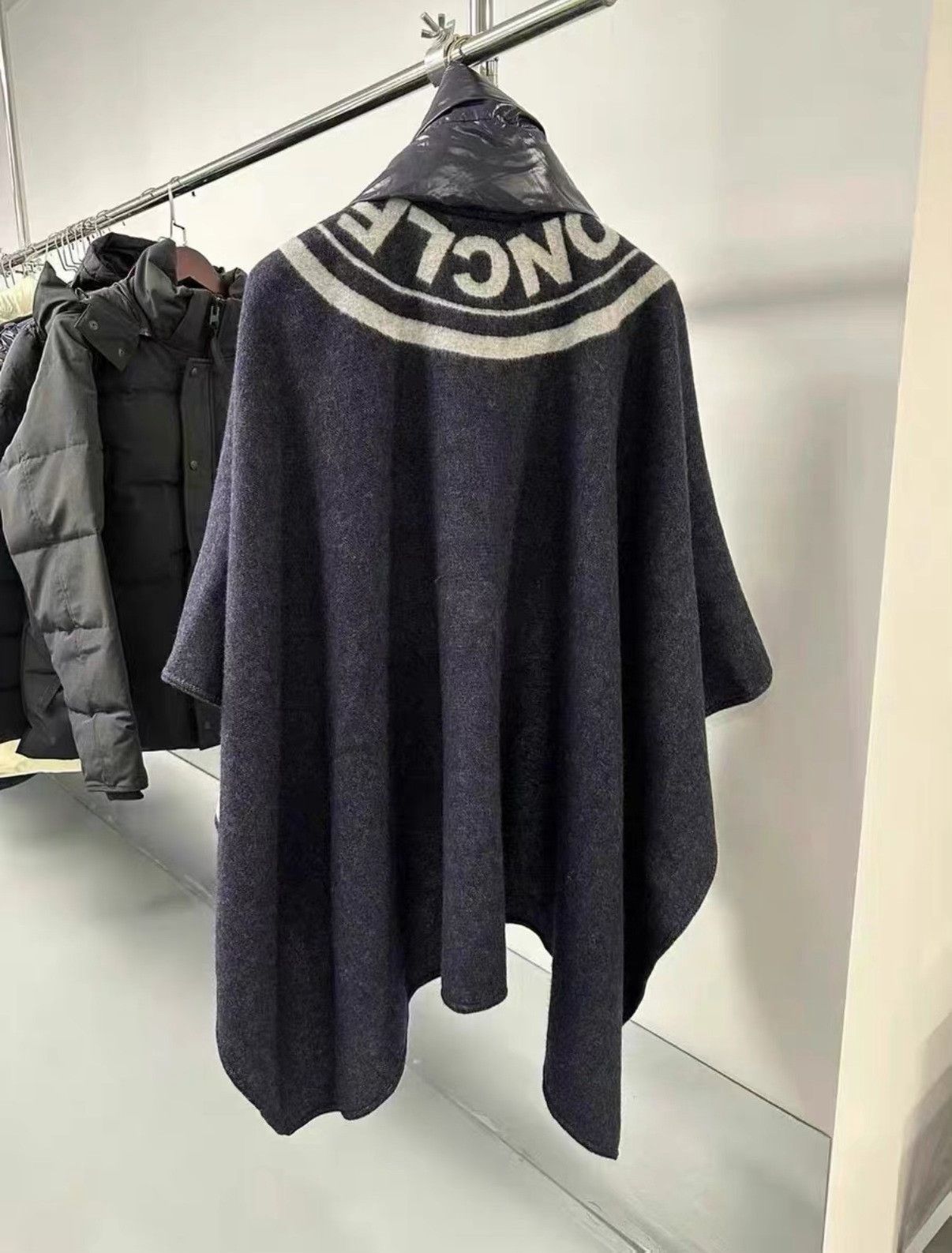 Moncler Moncler Retro Wool Scarf M Men Size ONE SIZE - 9 Thumbnail