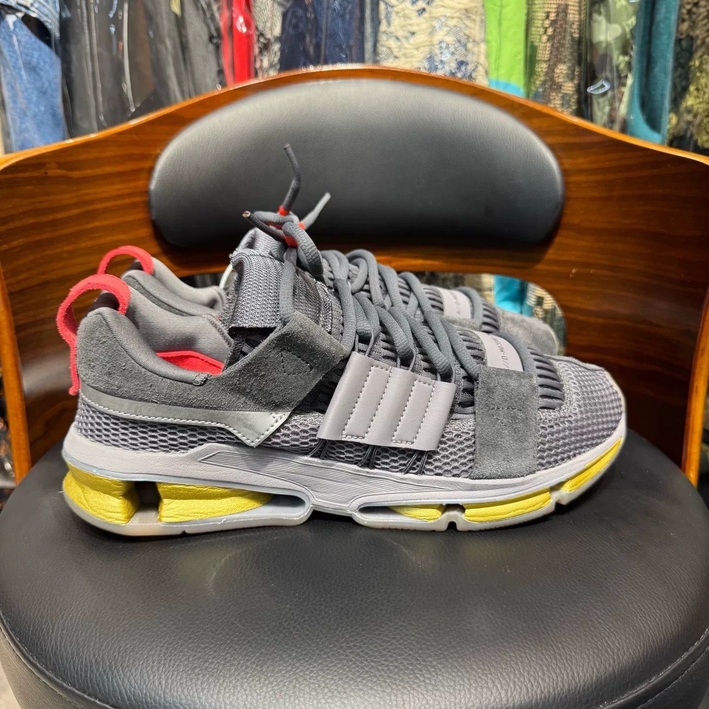 Adidas Adidas Limited Gray Lowtop Sneakers 44.5 Men Size US 11 / EU 44 - 4 Thumbnail