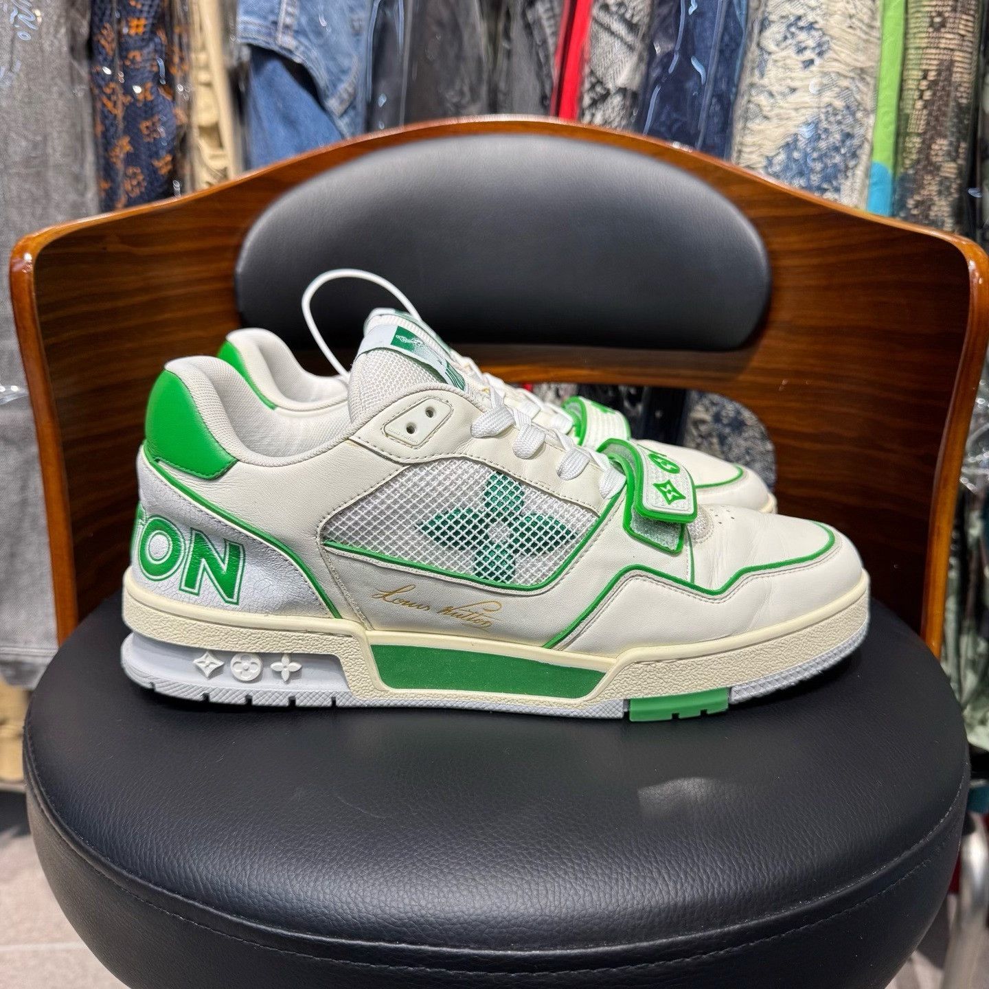 Louis Vuitton Louis Vuitton Training Green Lowtop Sneakers 42 Men Size US 9 / EU 42 - 4 Thumbnail